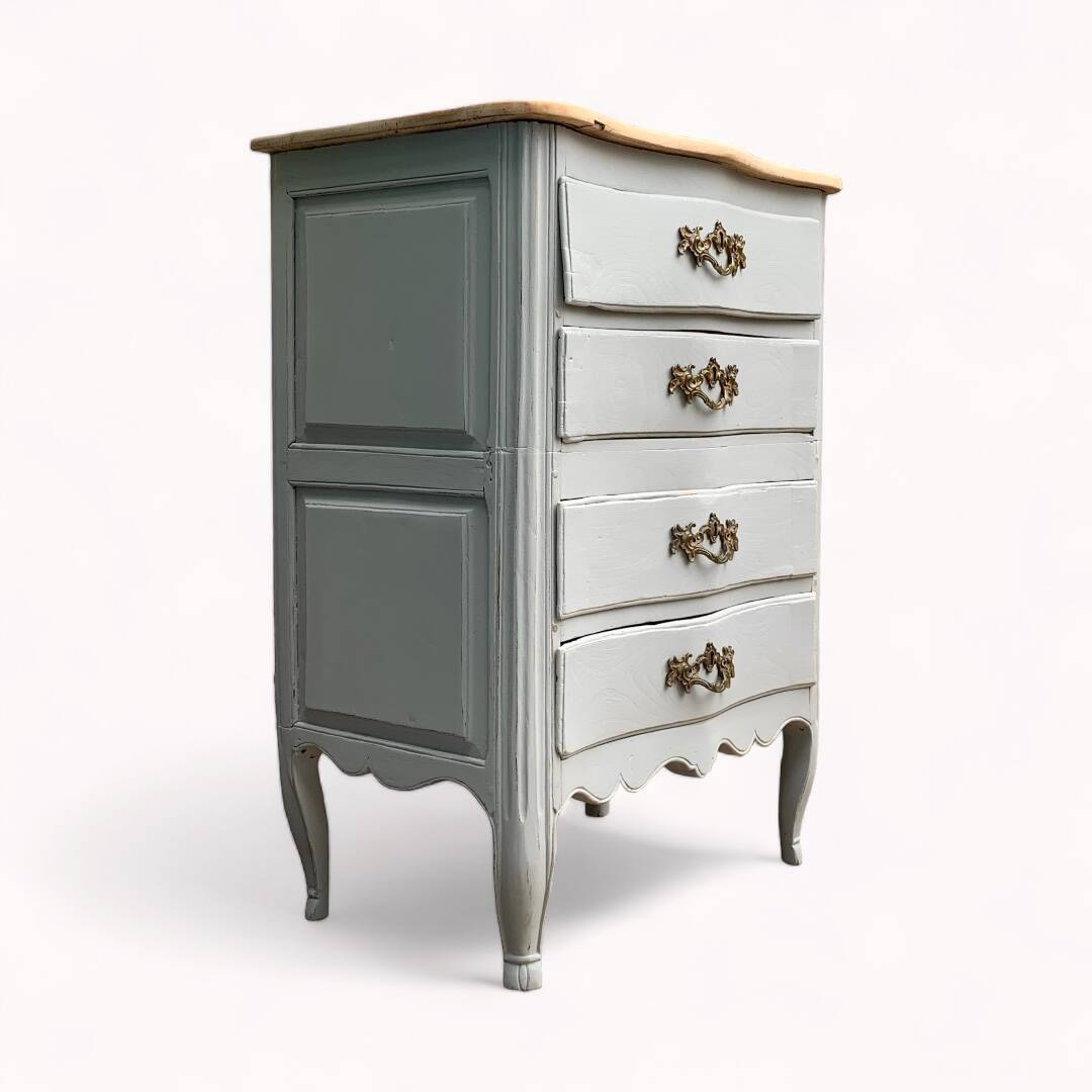 Louis XV style chest of drawers 1900