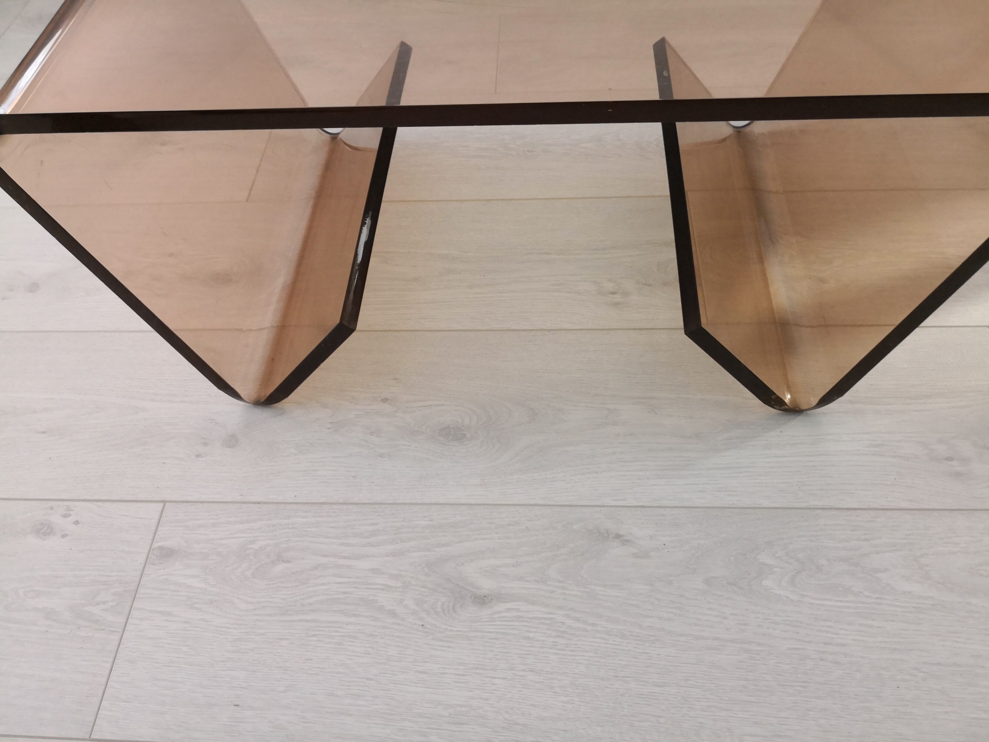 Table 70s low Michel Dumas