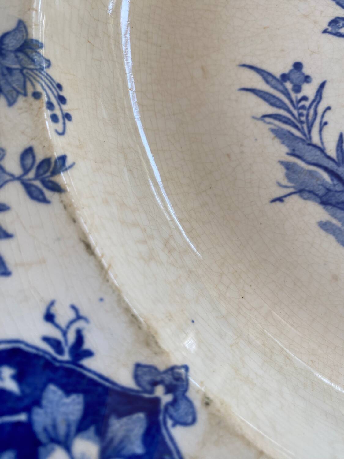 Large round and hollow dish from Gien