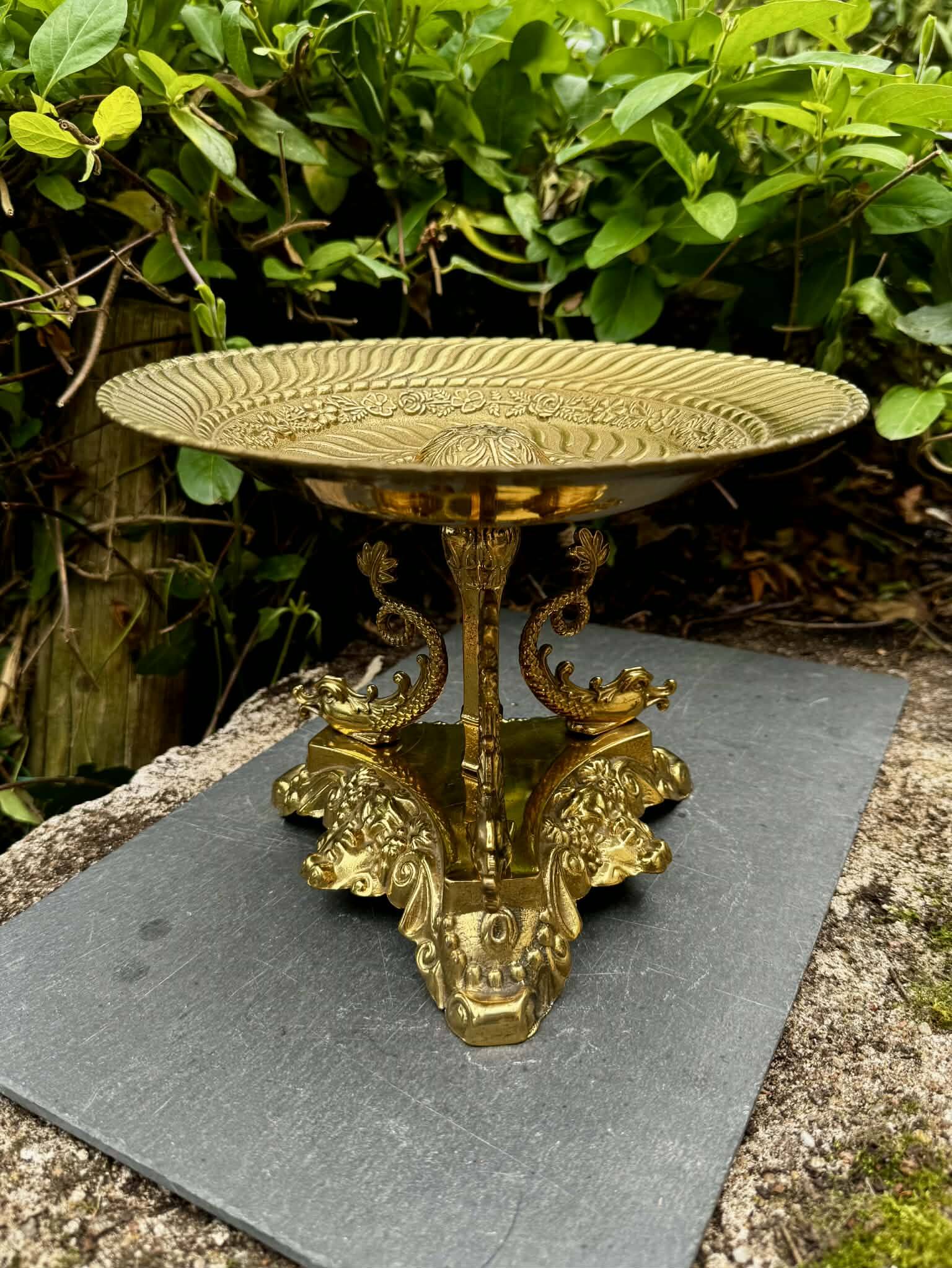 Large brass fruit bowl in Neo-Renaissance style
