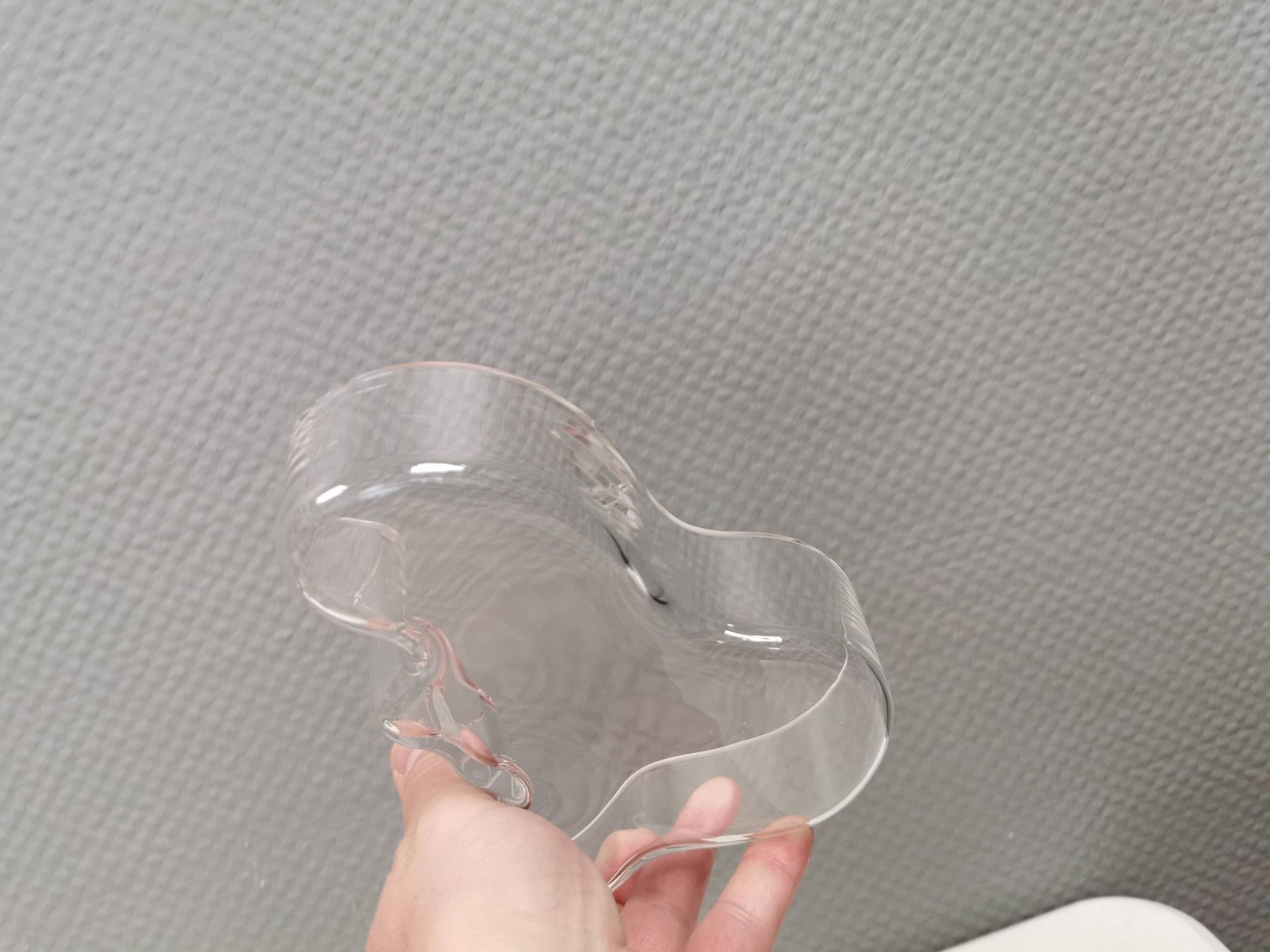 Stylish Alvar Aalto bowl, Finland, estimated to date from the 1980s–90s