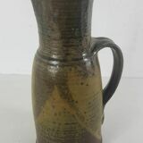 Pitcher broc carafe in Blanot sandstone