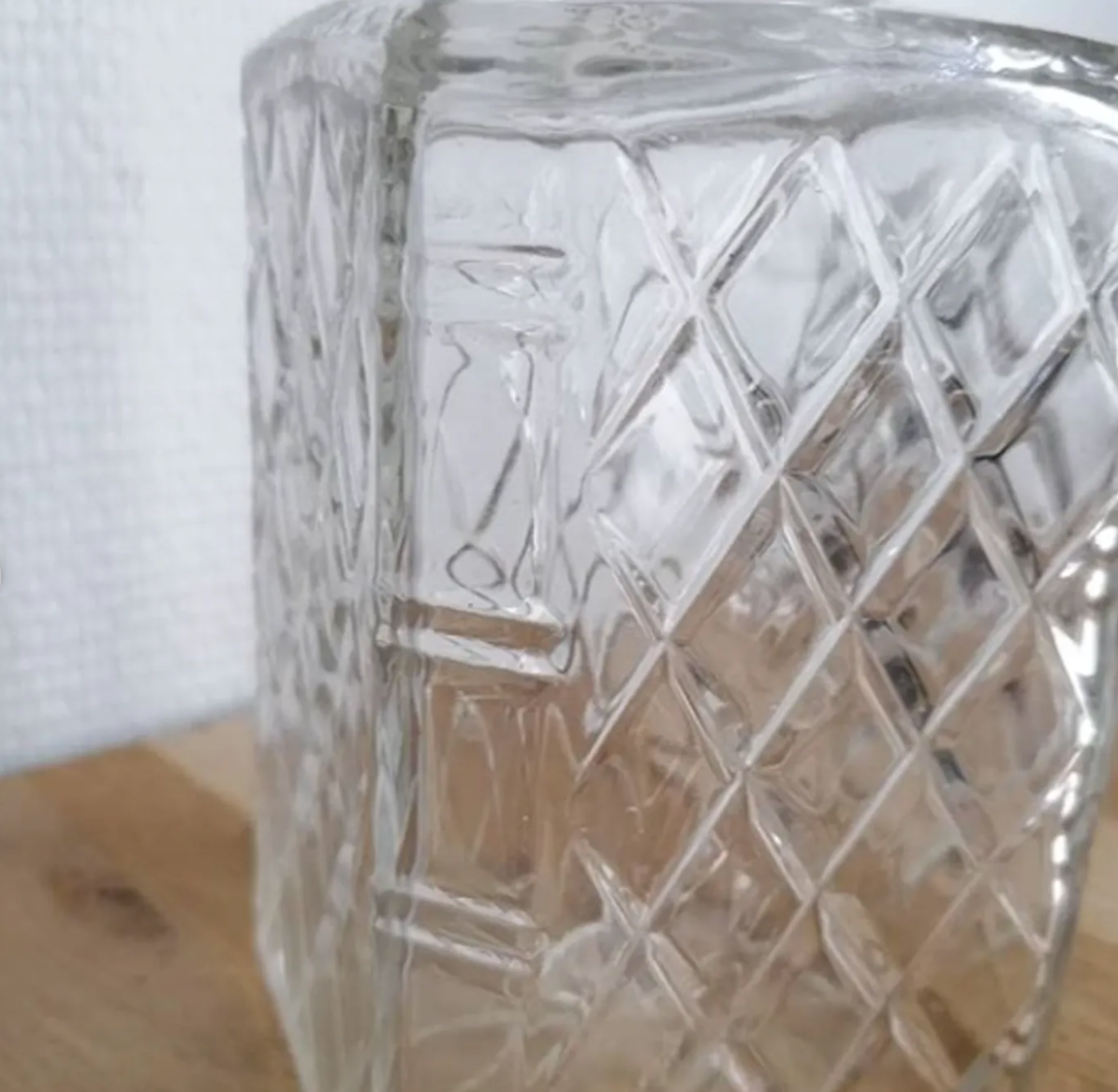 Glass carafe