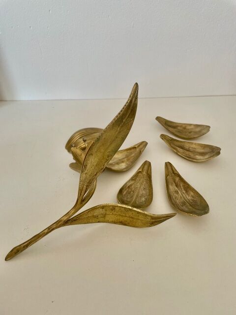 Ashtray "flower" brass 1970