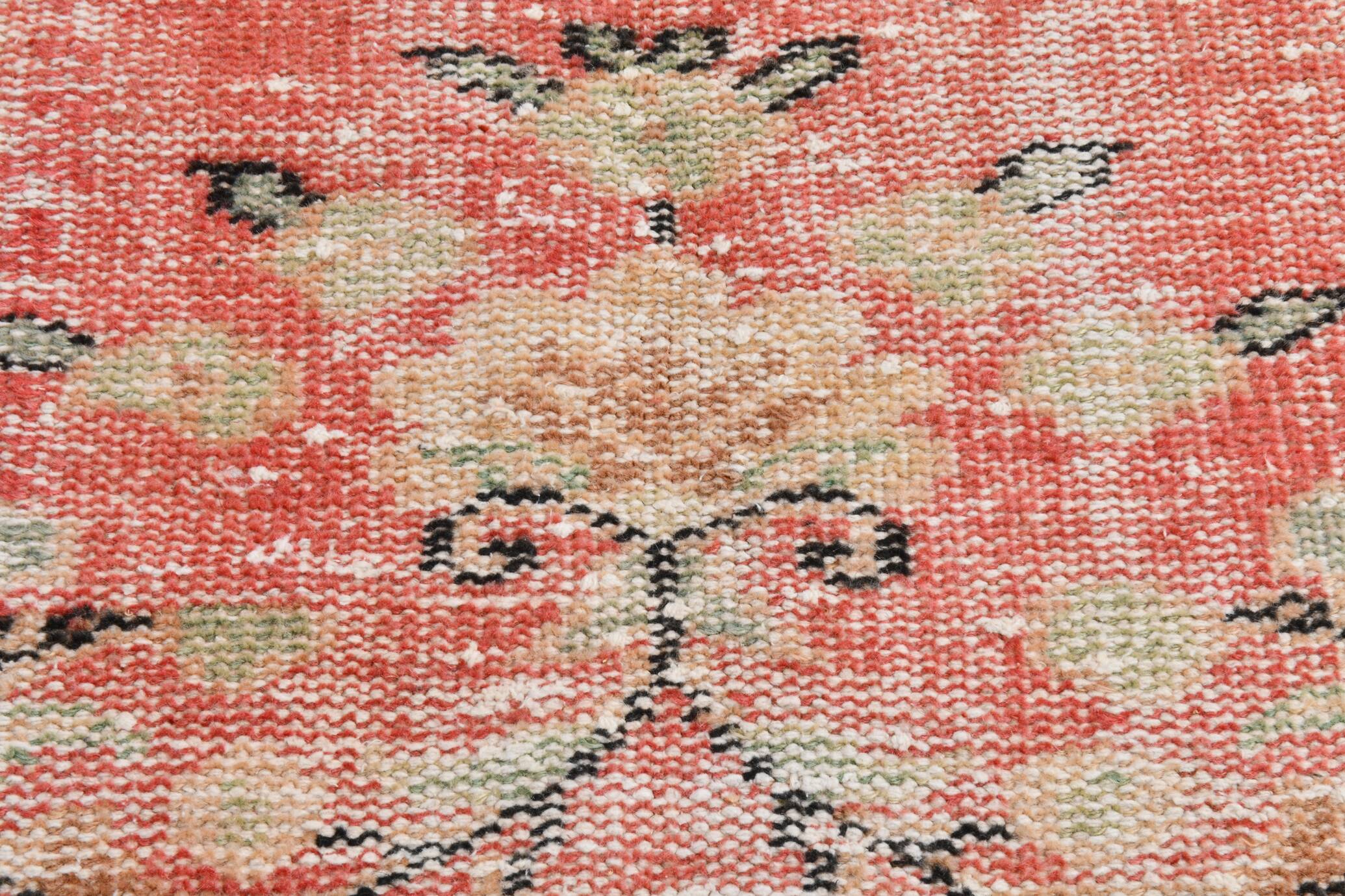 Red & cream oriental turkish vintage rug