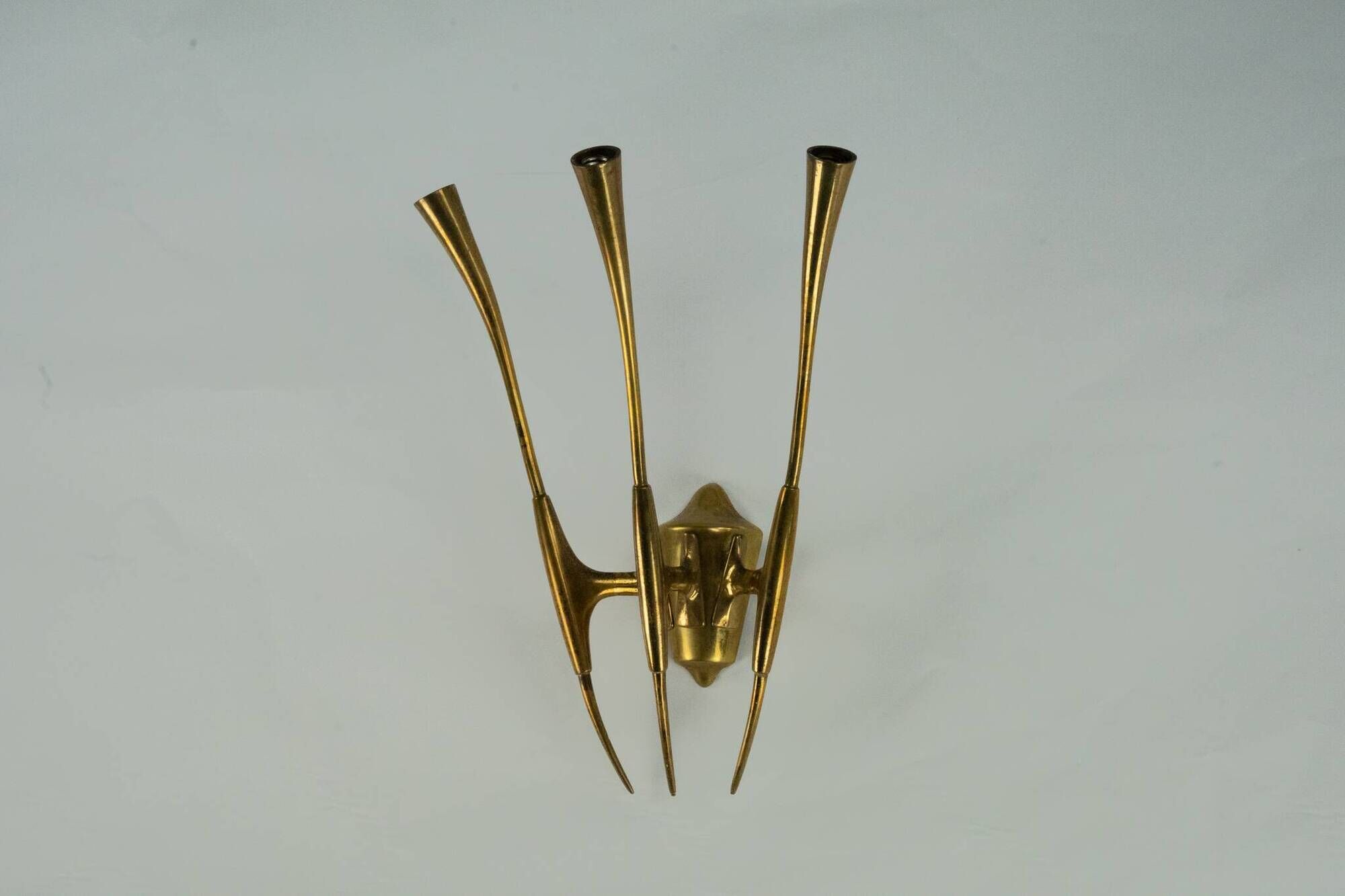 Single Brass Wall Sconce by Oscar Torlasco for Lumi Milano, Italy 1950s