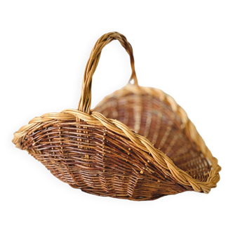 Wicker storage basket for logs or magazines