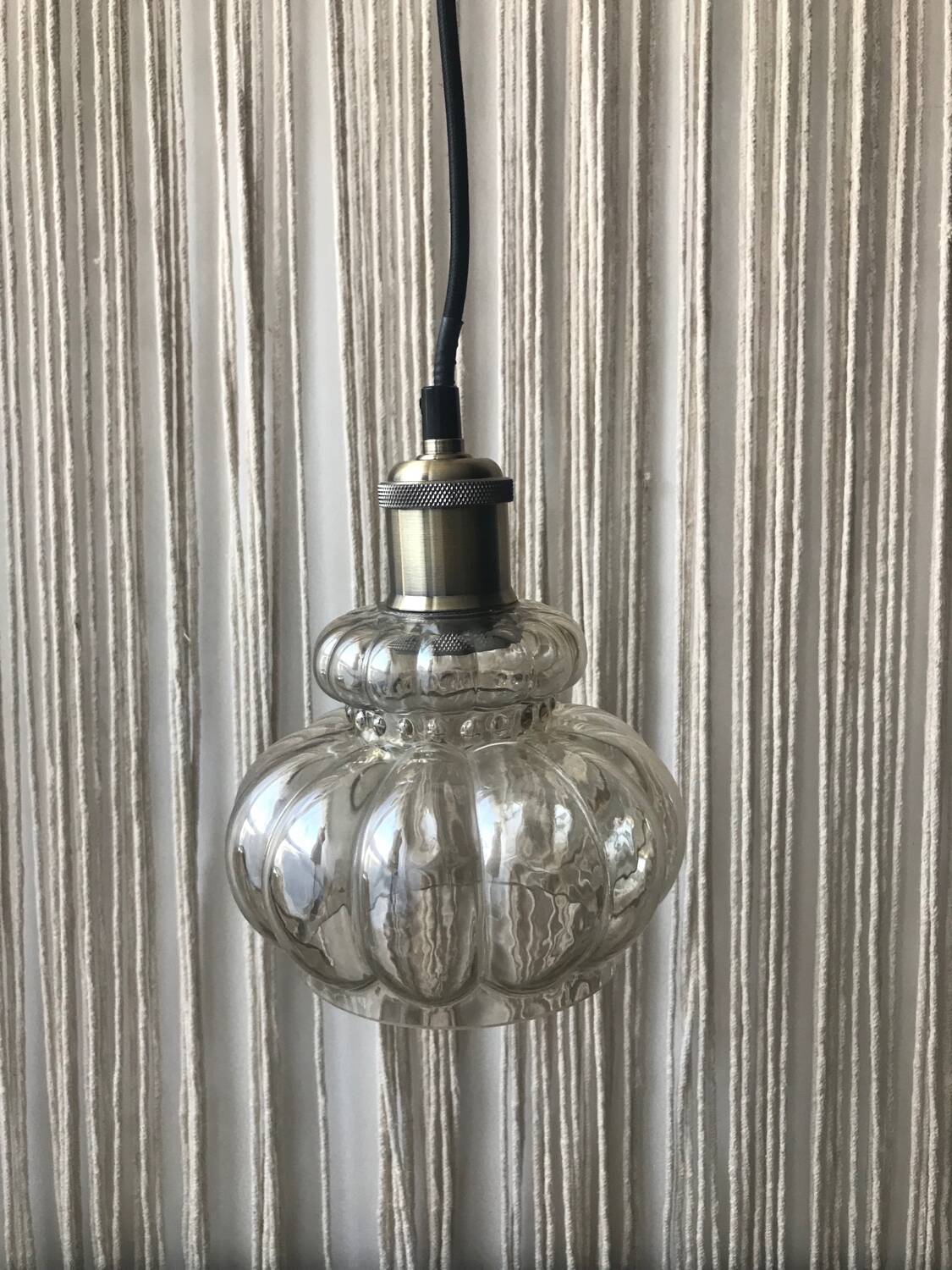 Pendant light with vintage globe