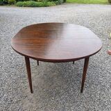 Scandinavian extendable table in rosewood from the 1960s, butterfly extension.