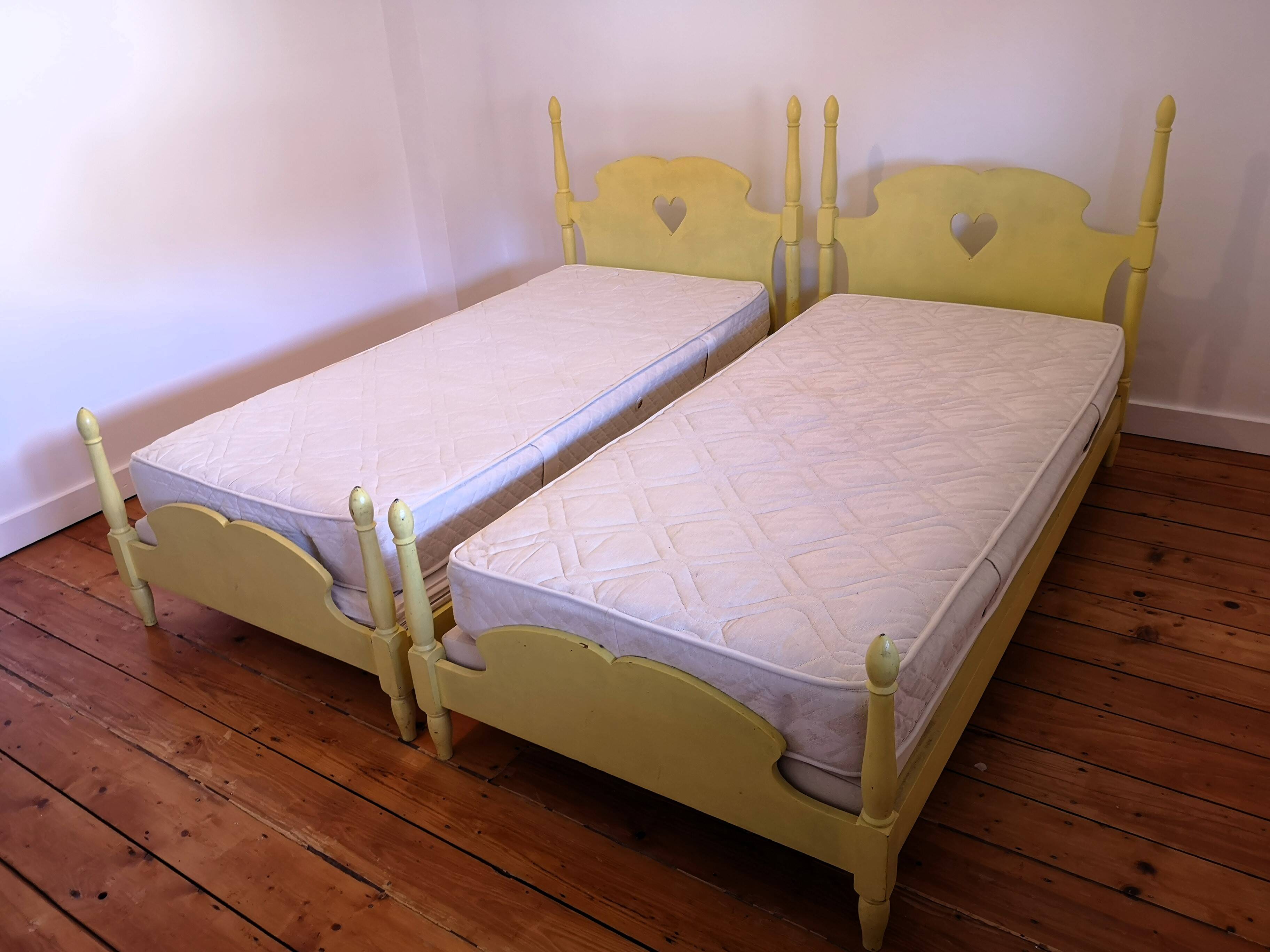 Pair of painted wooden twin beds
