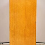 Armoire à deux portes de Mojmír Požár pour UP Závody, Tchécoslovaquie, années 1960.