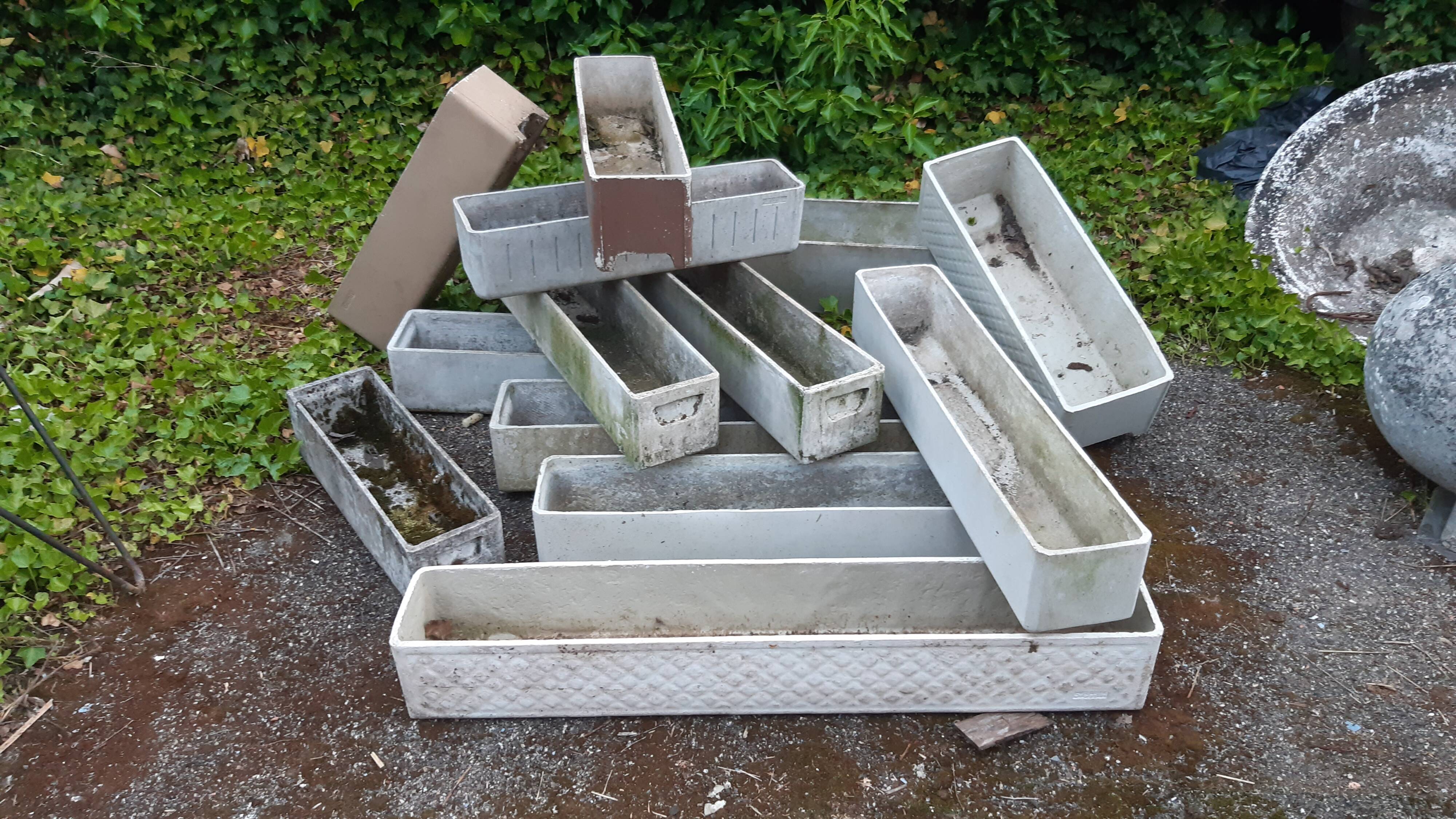 Set of 13 Eternit planters