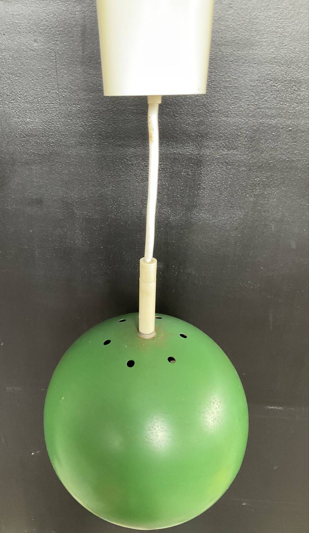 Suspension EyeBall vintage en métal vert