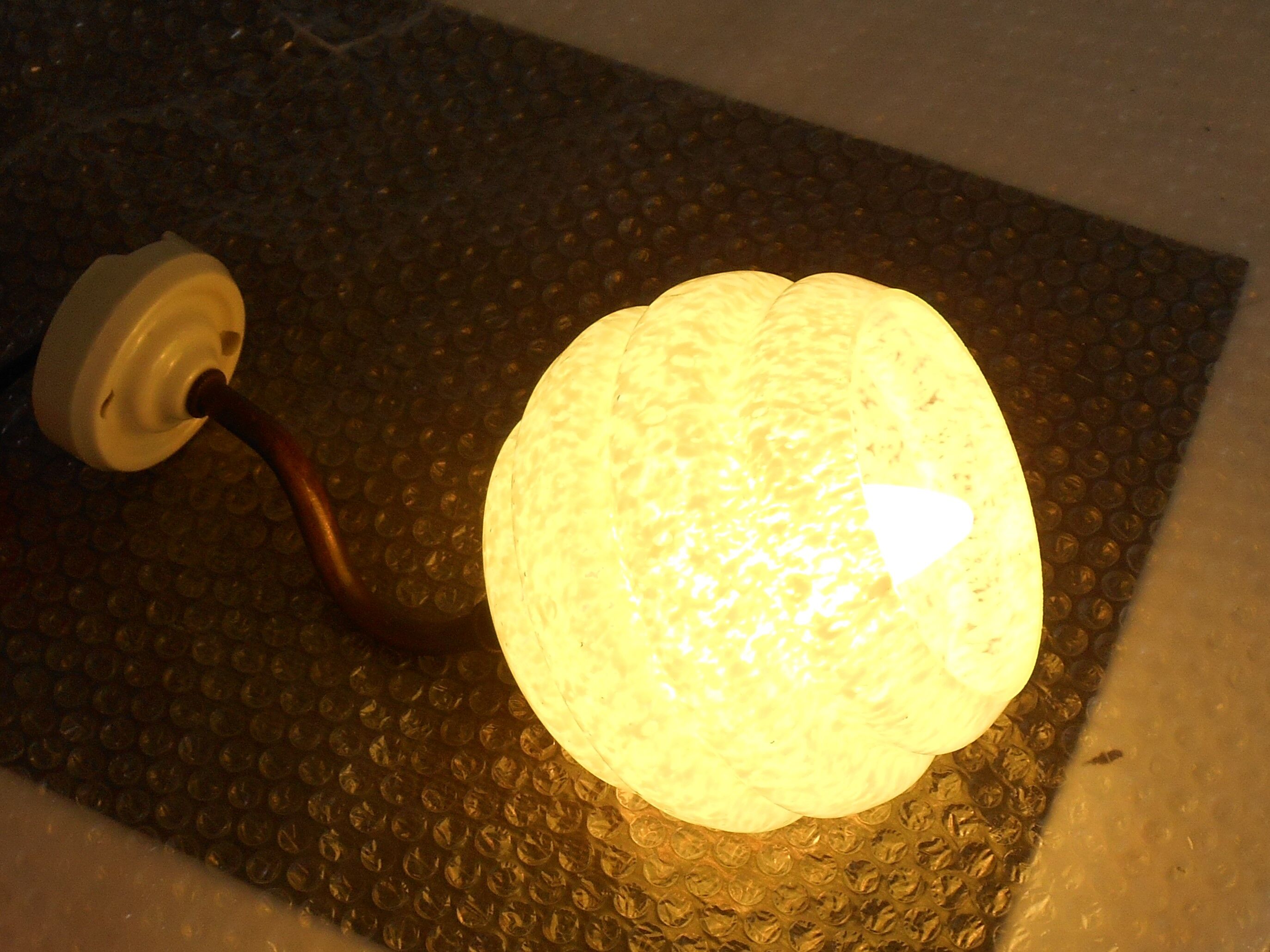 Applique tulipe vintage en verre de Clichy