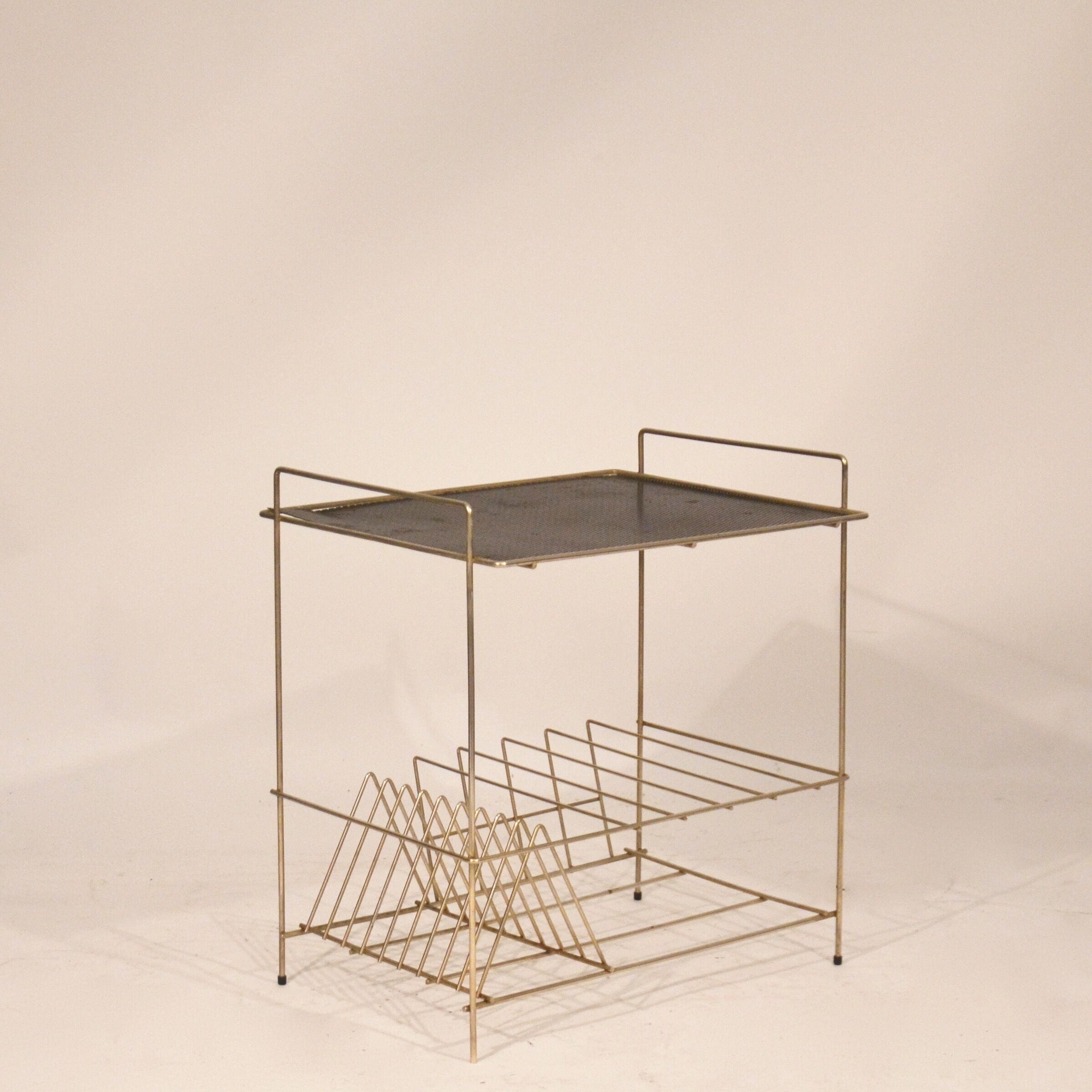 Table range 60s discs