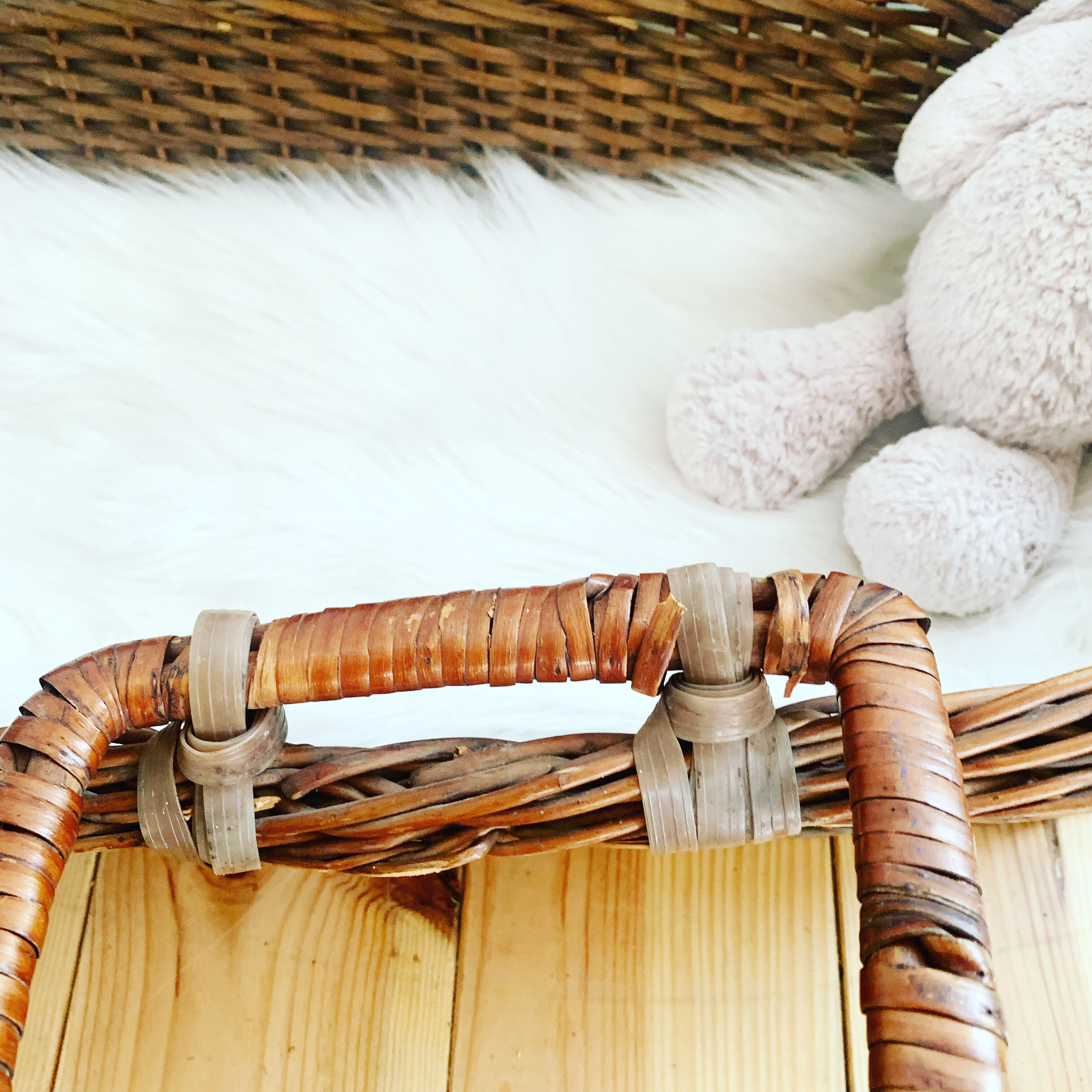 Vintage wicker bassinet