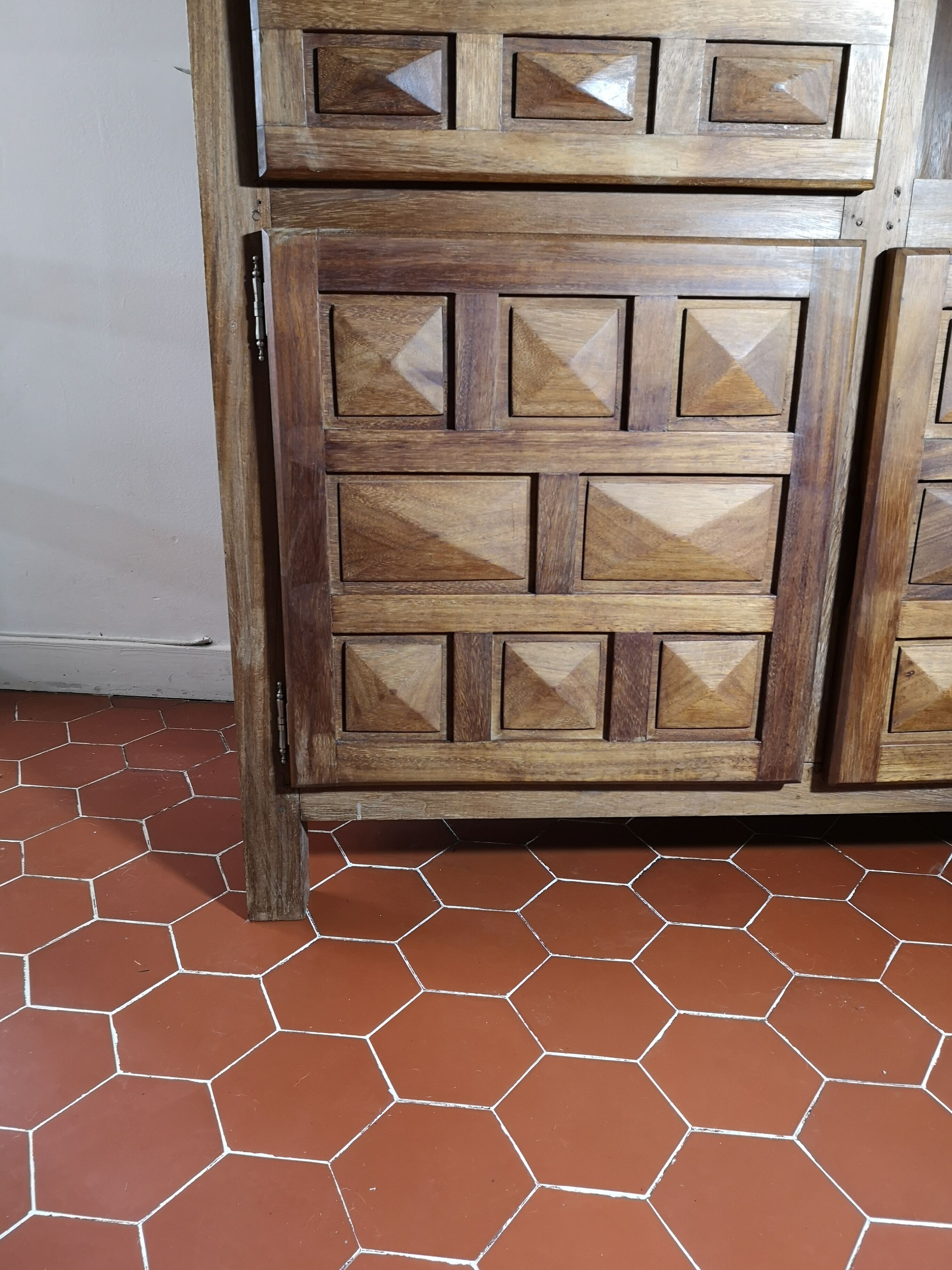 Buffet brutalist exotic wood