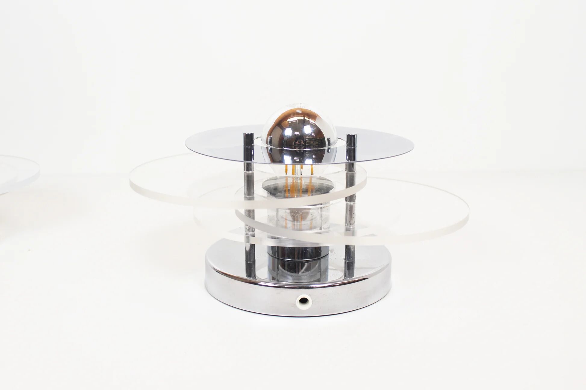 Pair of acrylic wall lamps by Jocelyne Trocmé for Galerie Oxar