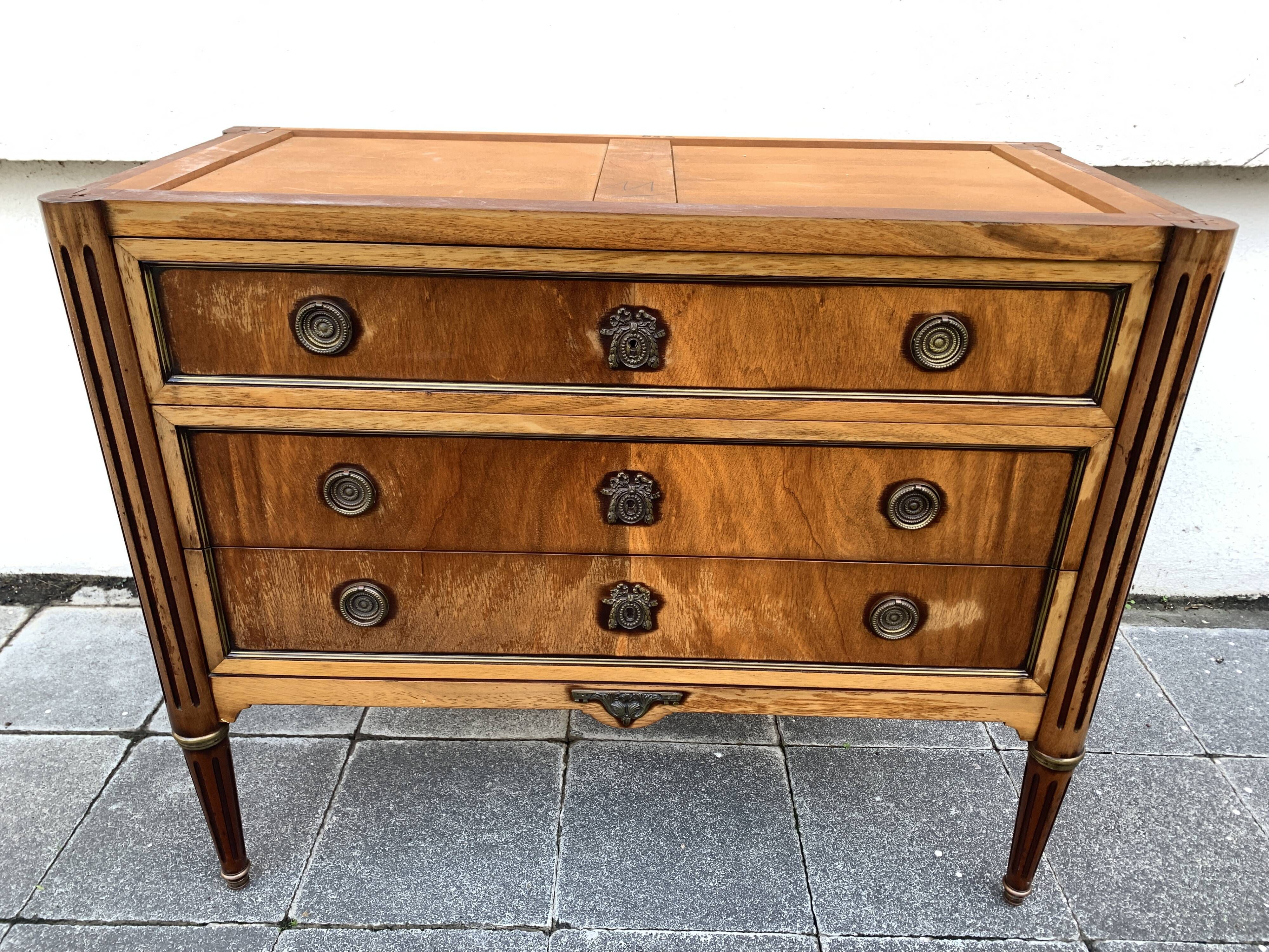 Louis XVI style solid wood chest of drawers, 3 drawers, second half of the twentieth century