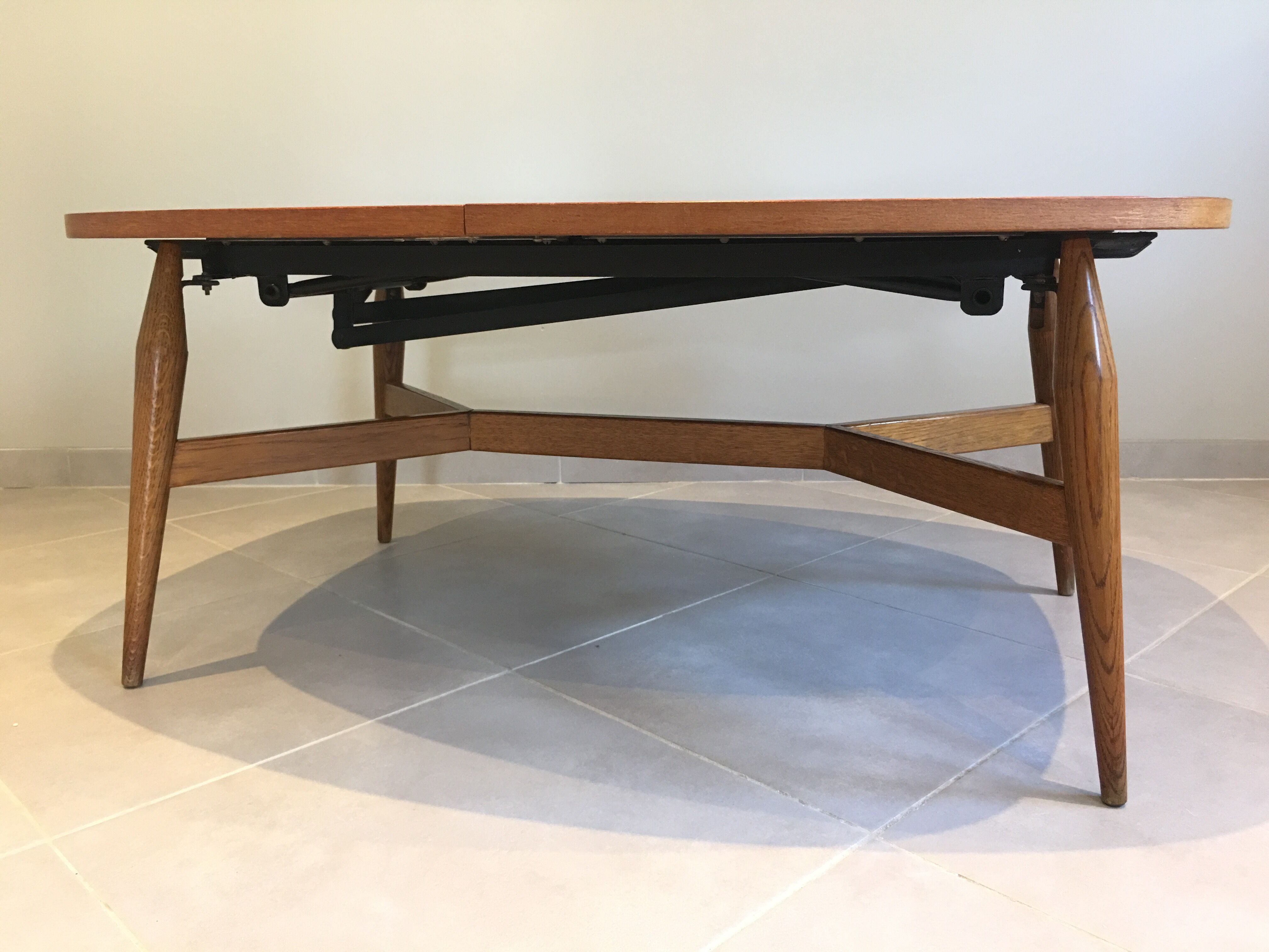 Lift coffee table Smørrebrød