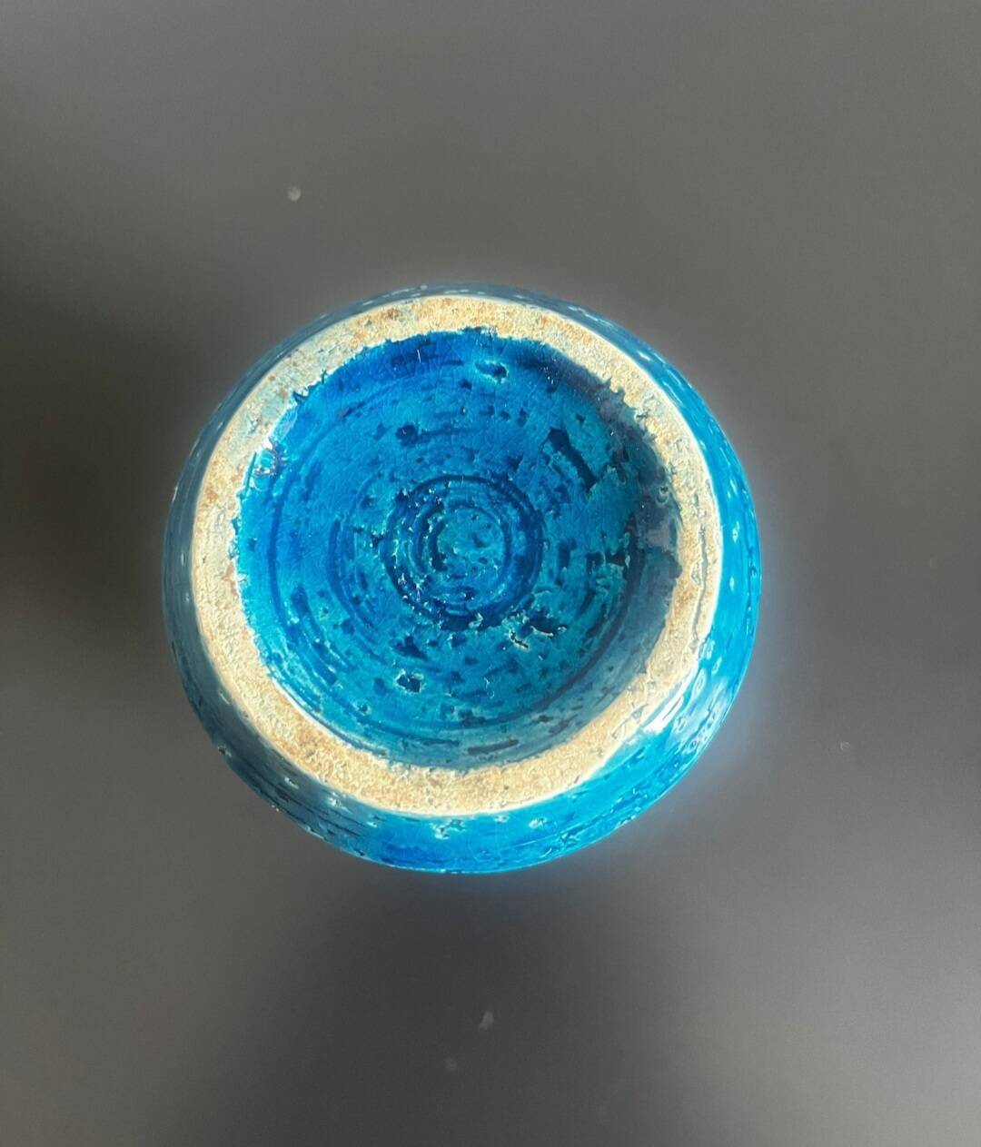 Ceramic vase "Liberty Blue".

Designer Aldo Londi