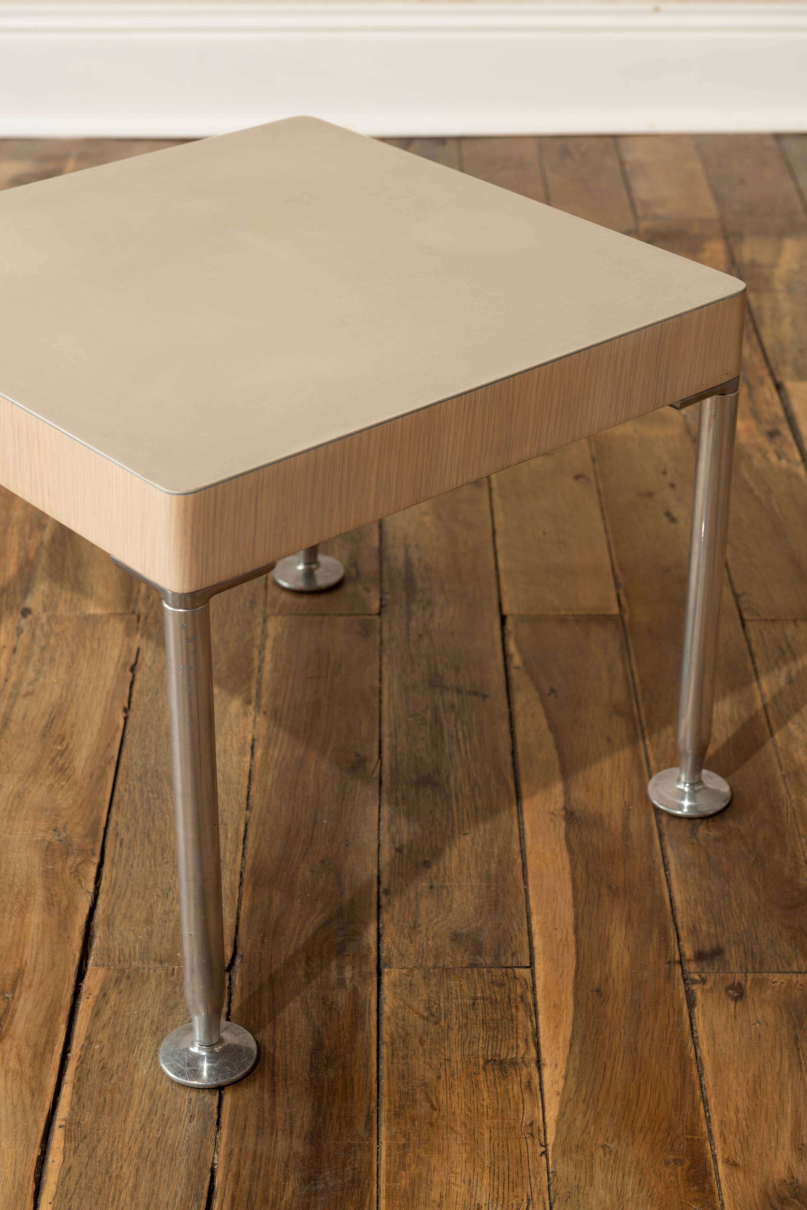 B&b italia pair of wenge veneer side tables