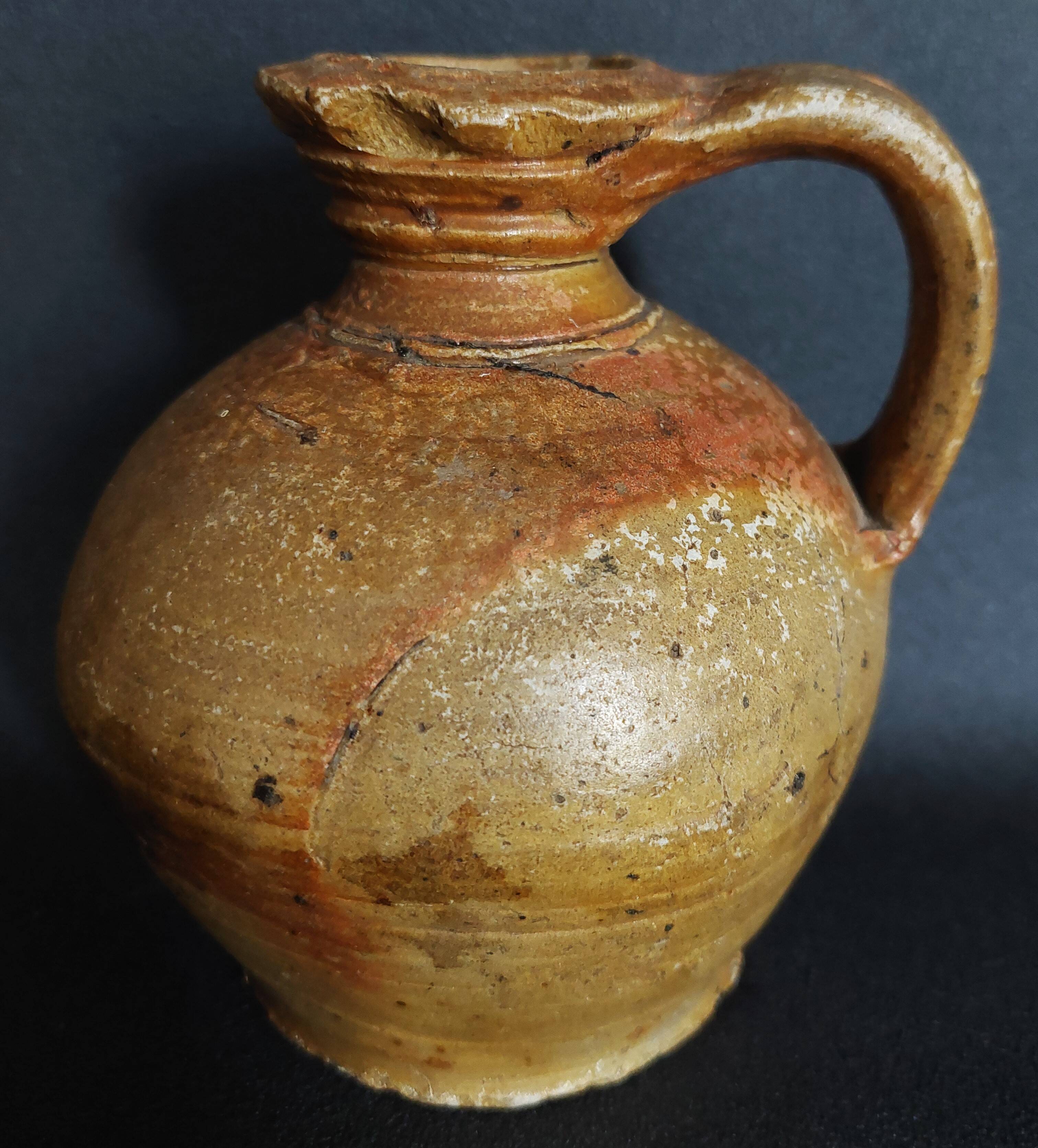 Stoneware pitcher/jug, late 19th/early 20th century, Puisaye