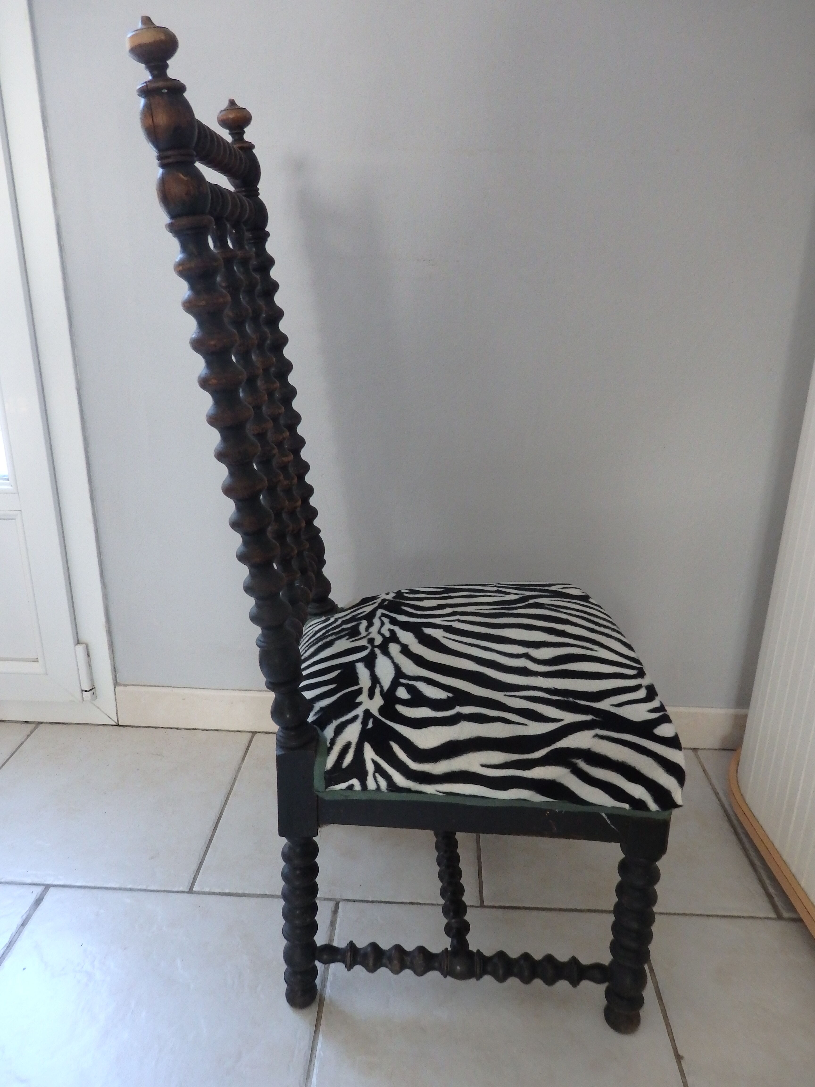 Napoleon nurse chair
