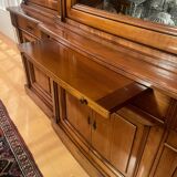 Solid wood dresser – classic style – very good condition