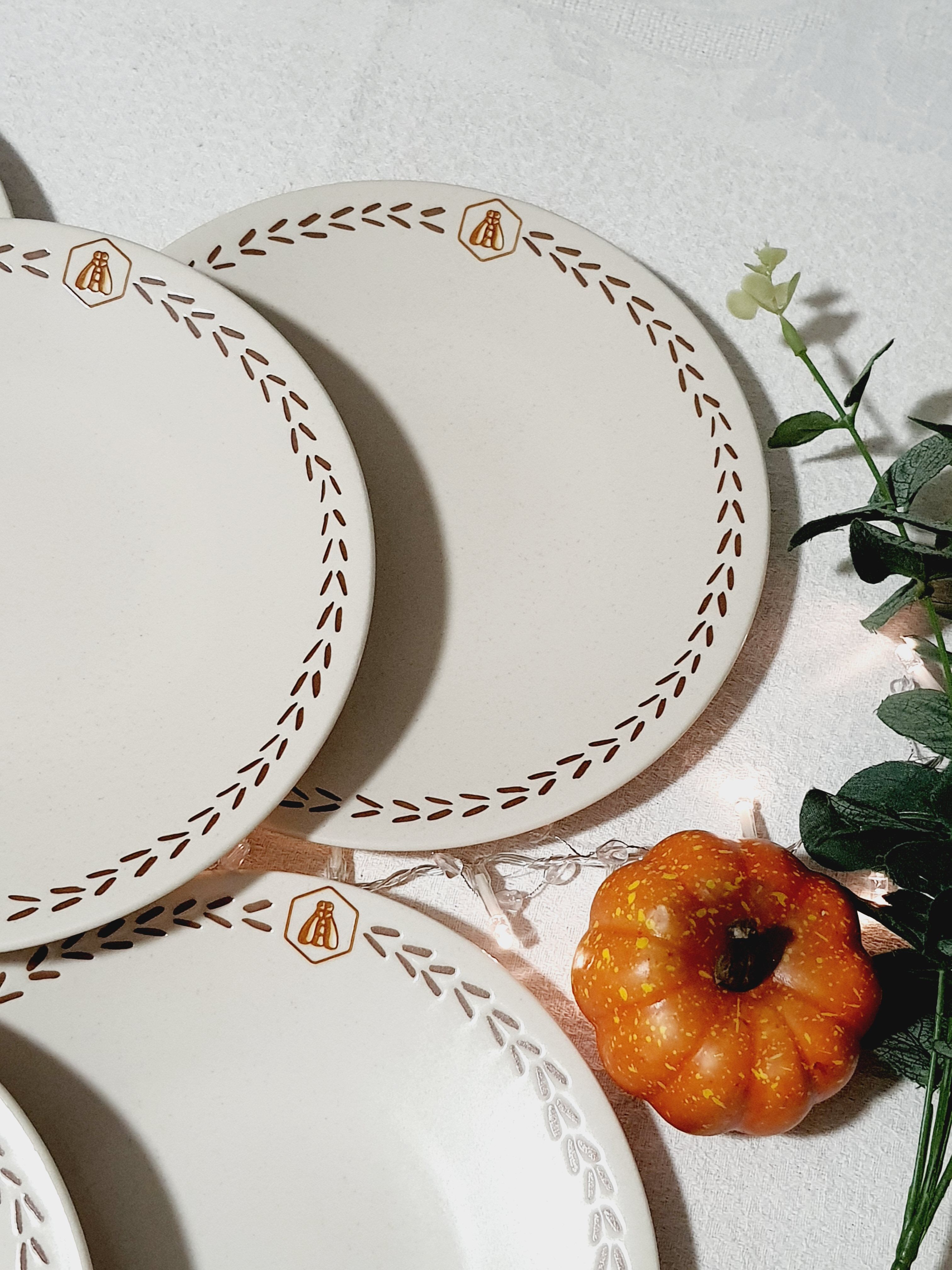 Lot of 6 Laguiole dessert plates