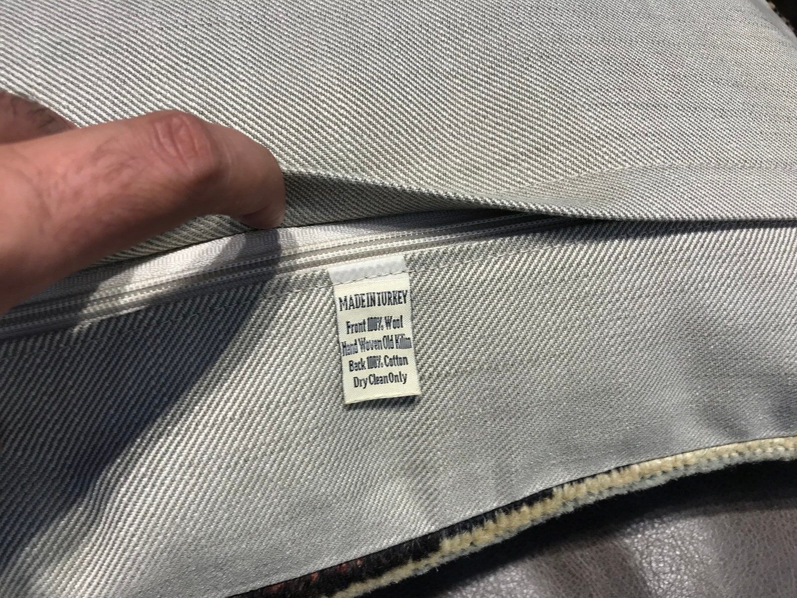 Handmade faded lumbar carpet pillow 40x60cm