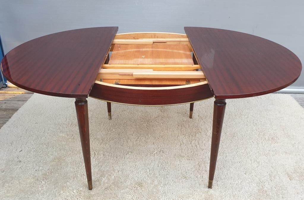 Extendable table mahogany lacquered 1960 butterfly extensions