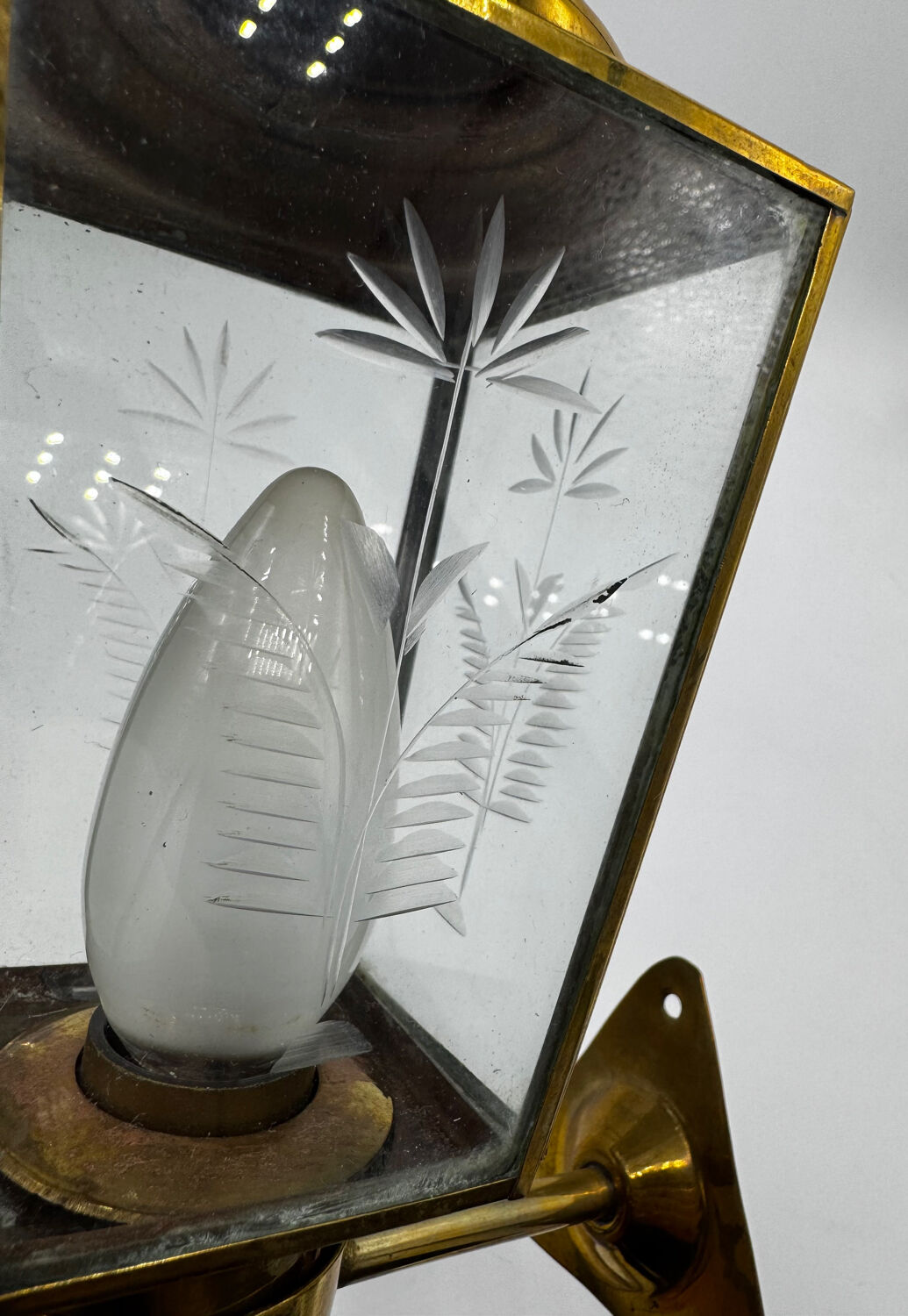 19th-century carriage lamp