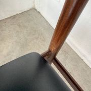 Set of 4 Italian chairs by Gianfranco Frattini.