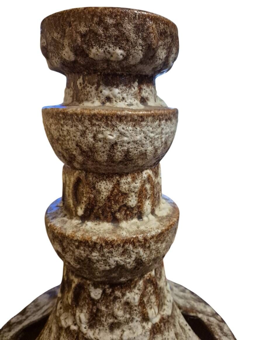 Pied de lampe brutaliste, fat lava 1970
