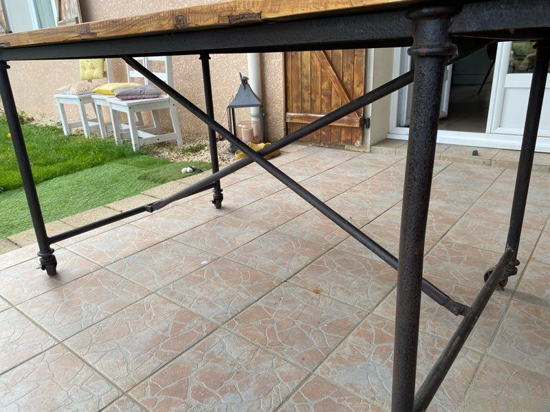 Table ancienne bois et fer forgé