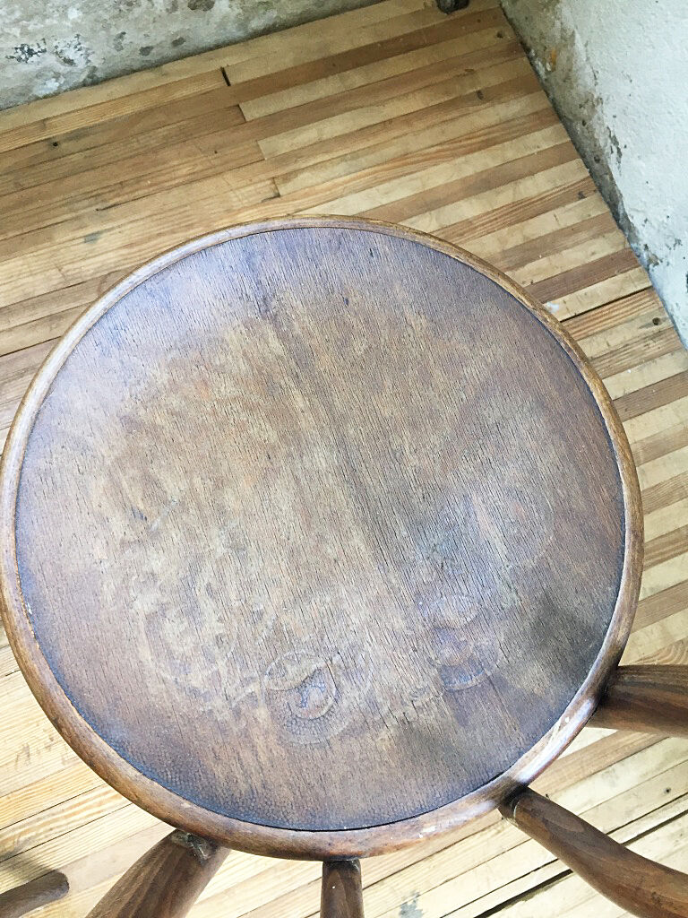 Lot 4 bistro chairs Thonet No.19, 20 & 208