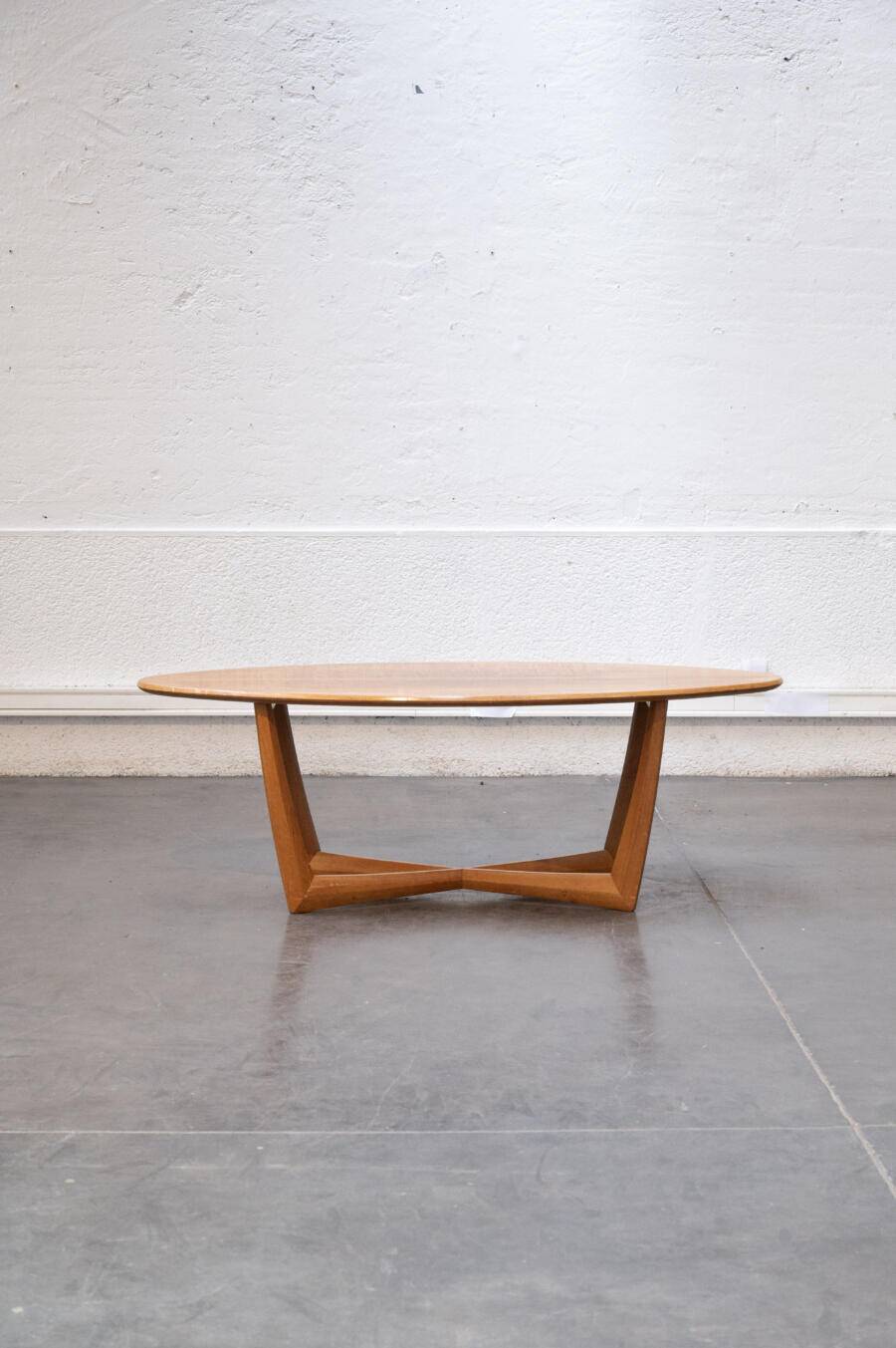 Oval teak coffee table