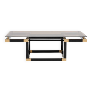 Table basse moderniste – Laiton, Laque noire et Verre fumé – Années 70