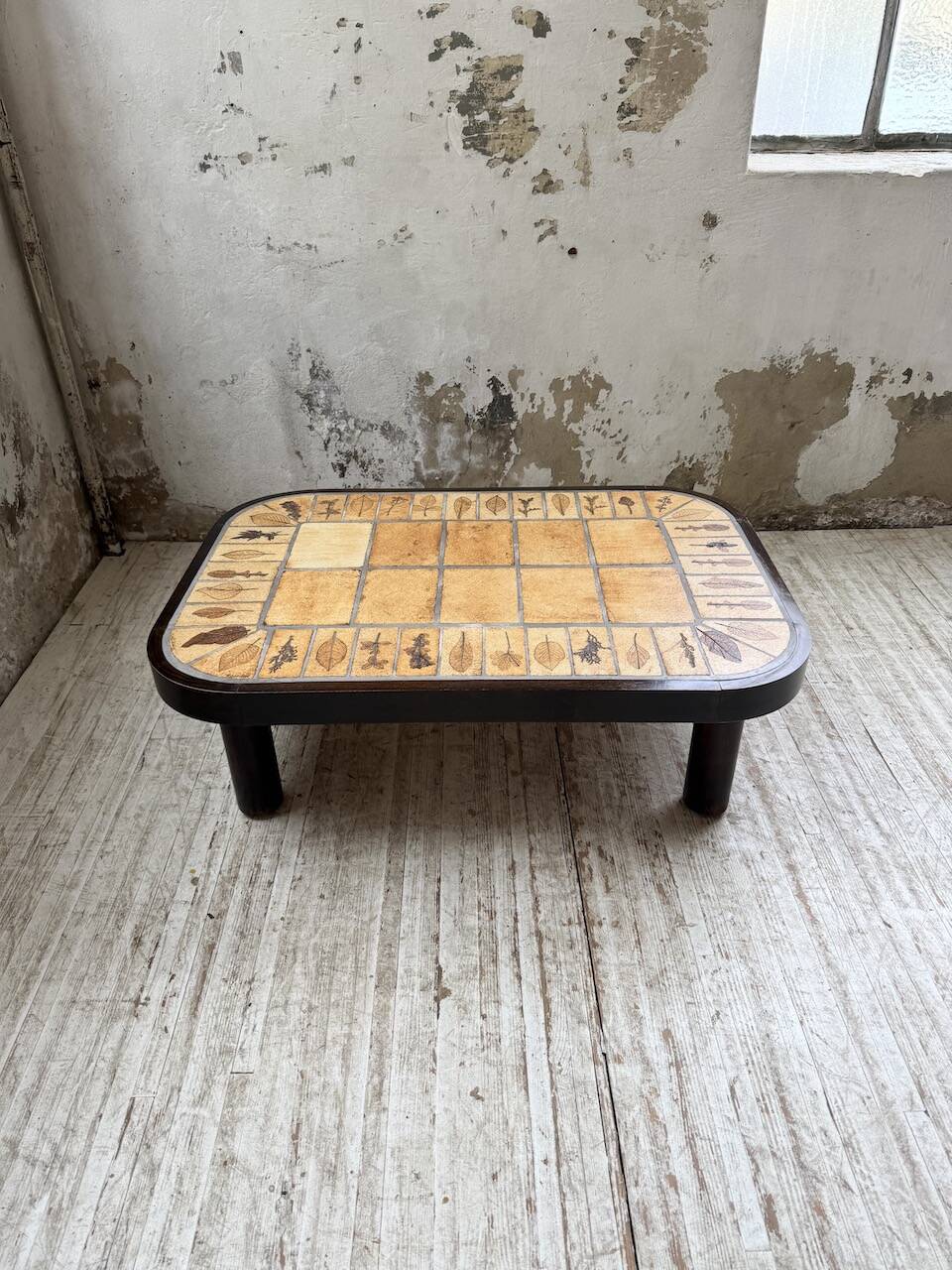 Capron “herbarium” oval coffee table