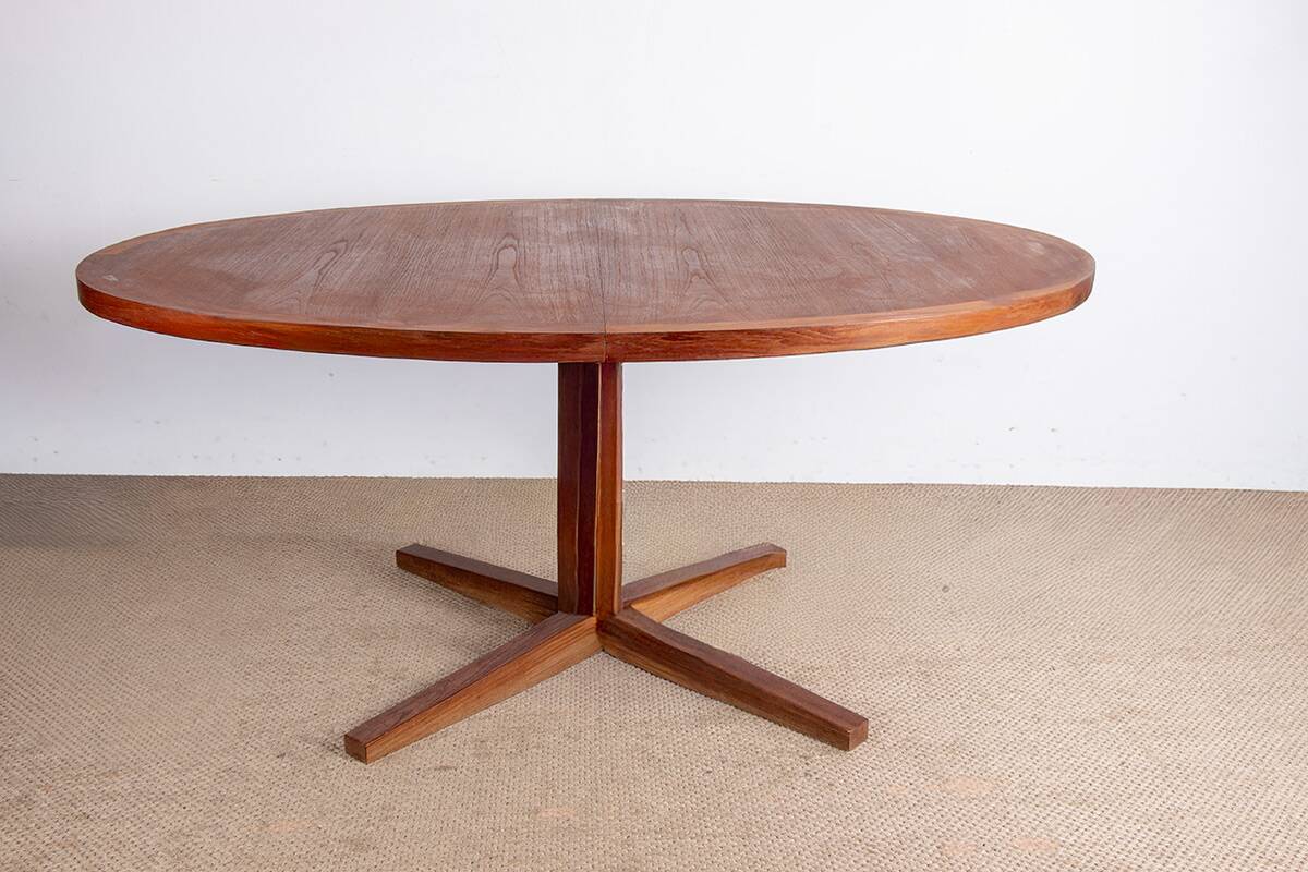 Very large Danish dining table in teak, oval and extendable, Dyrlund.