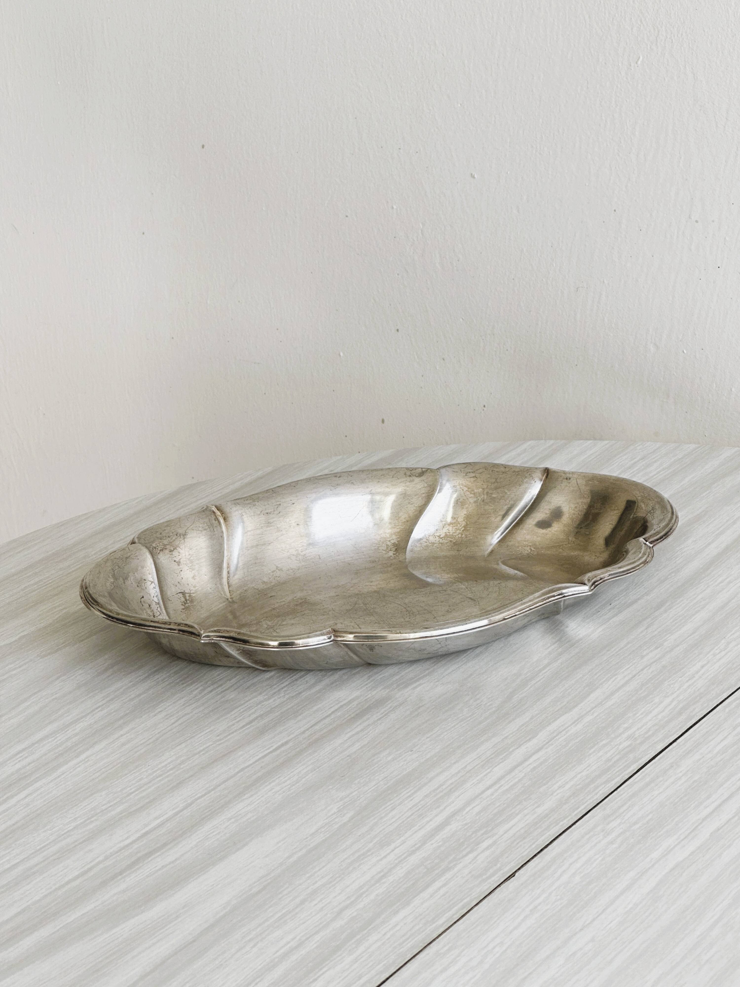 Vintage serving dish in 18/10 stainless steel