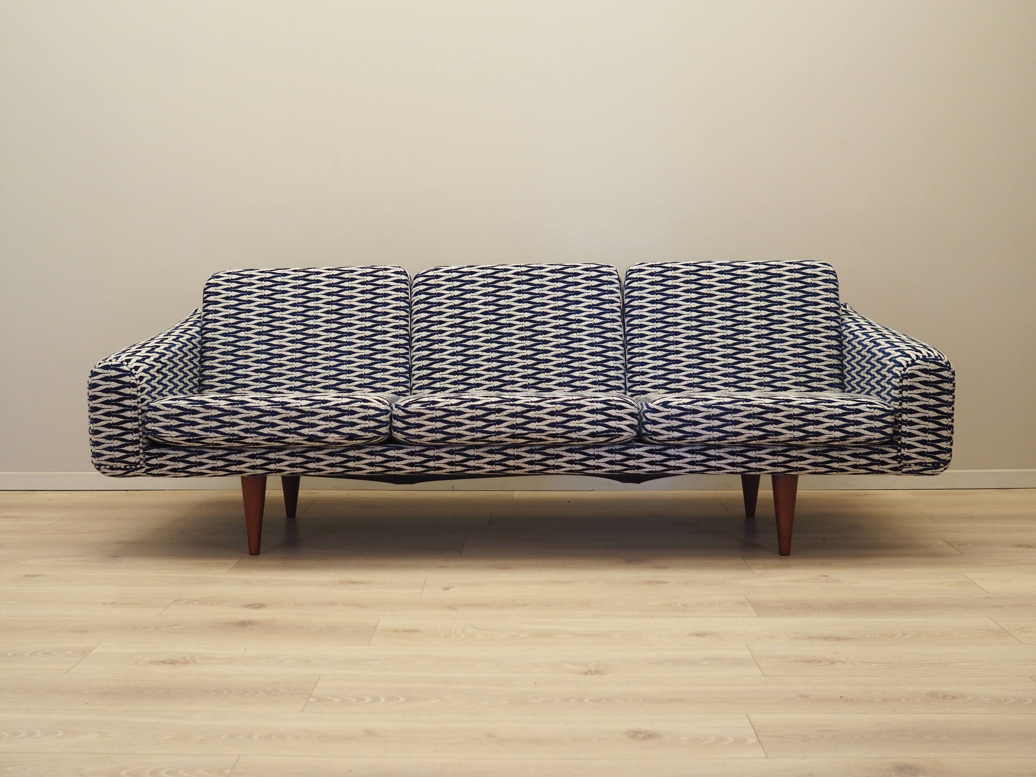 Three-seater sofa, Danish design, 1960s, designer: Illum Wikkelsø