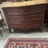 Curved chest of drawers