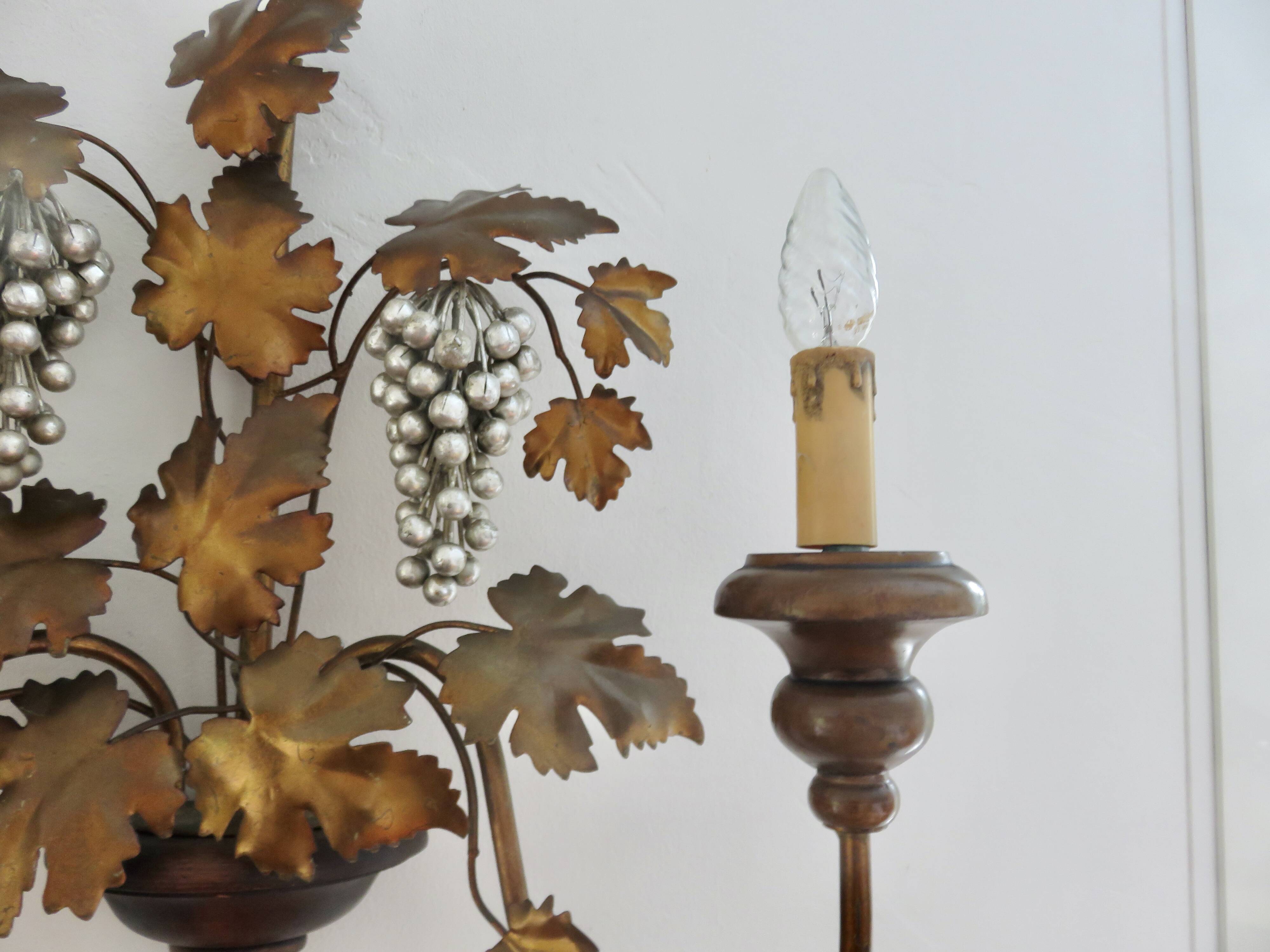 Florentine “grape” wall lamp Italy, 1940 - 1950
