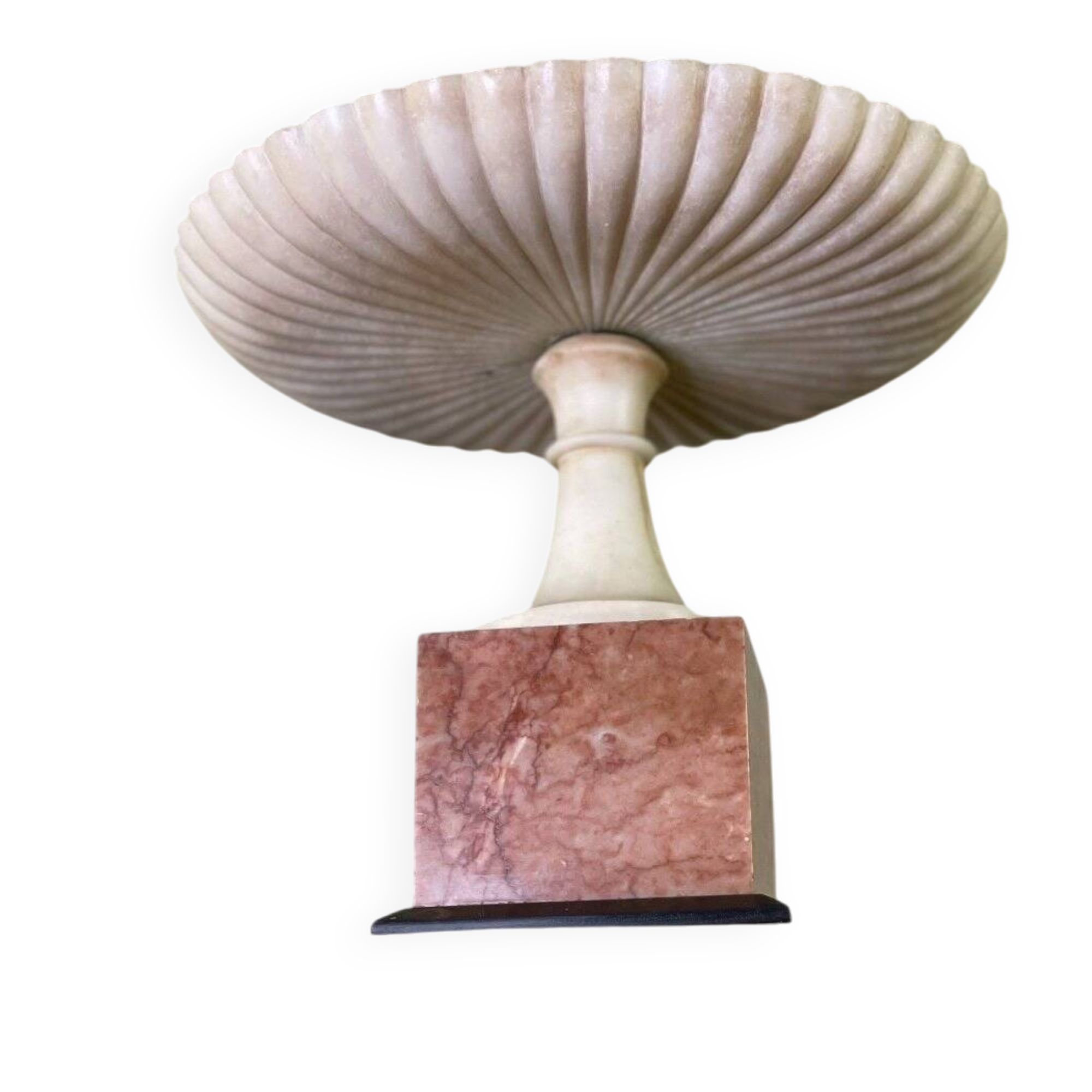 Marble bowl in the antique style, 19th century.