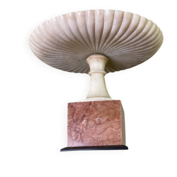Coupe en marbre dans le goût de l’antique, XIXème siècle