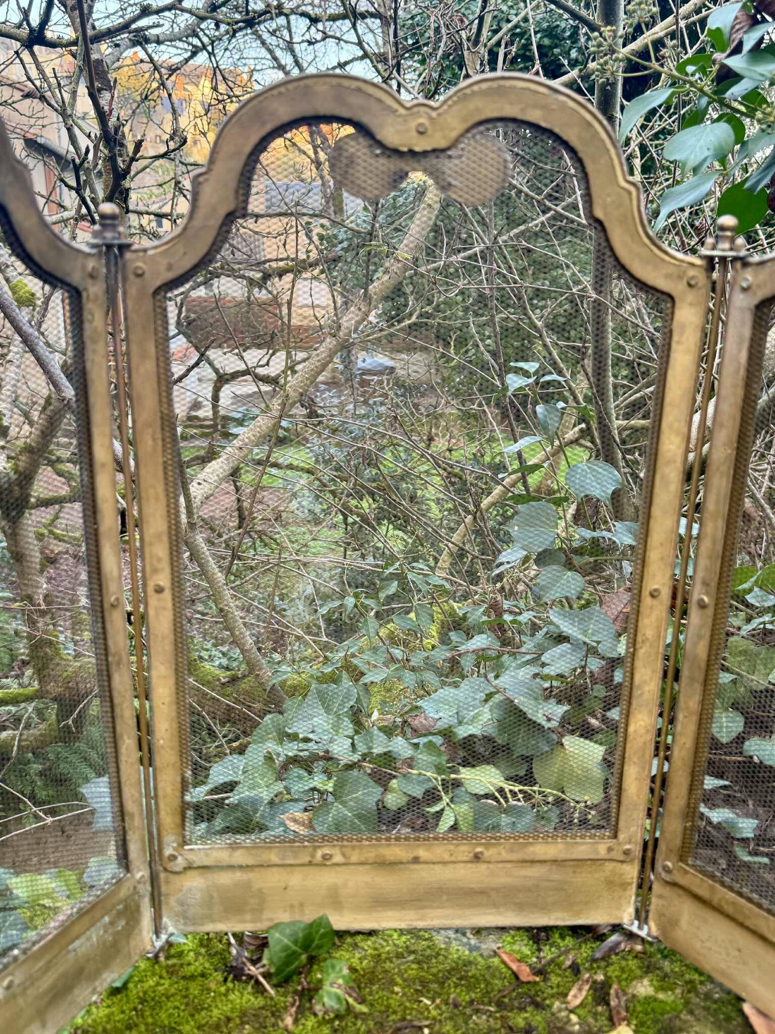 Antique brass fireplace screen