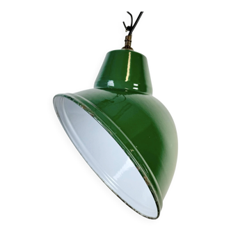 Lampe à suspension industrielle en émail vert, années 1960