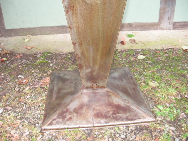 Table Tolix by Xavier Pauchard model Kub